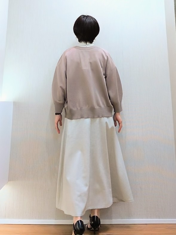 ミズタさんの「UNTITLED｜【接触冷感/UVカット/イージーケア】テーラードカラーワンピース」を使ったコーディネート
