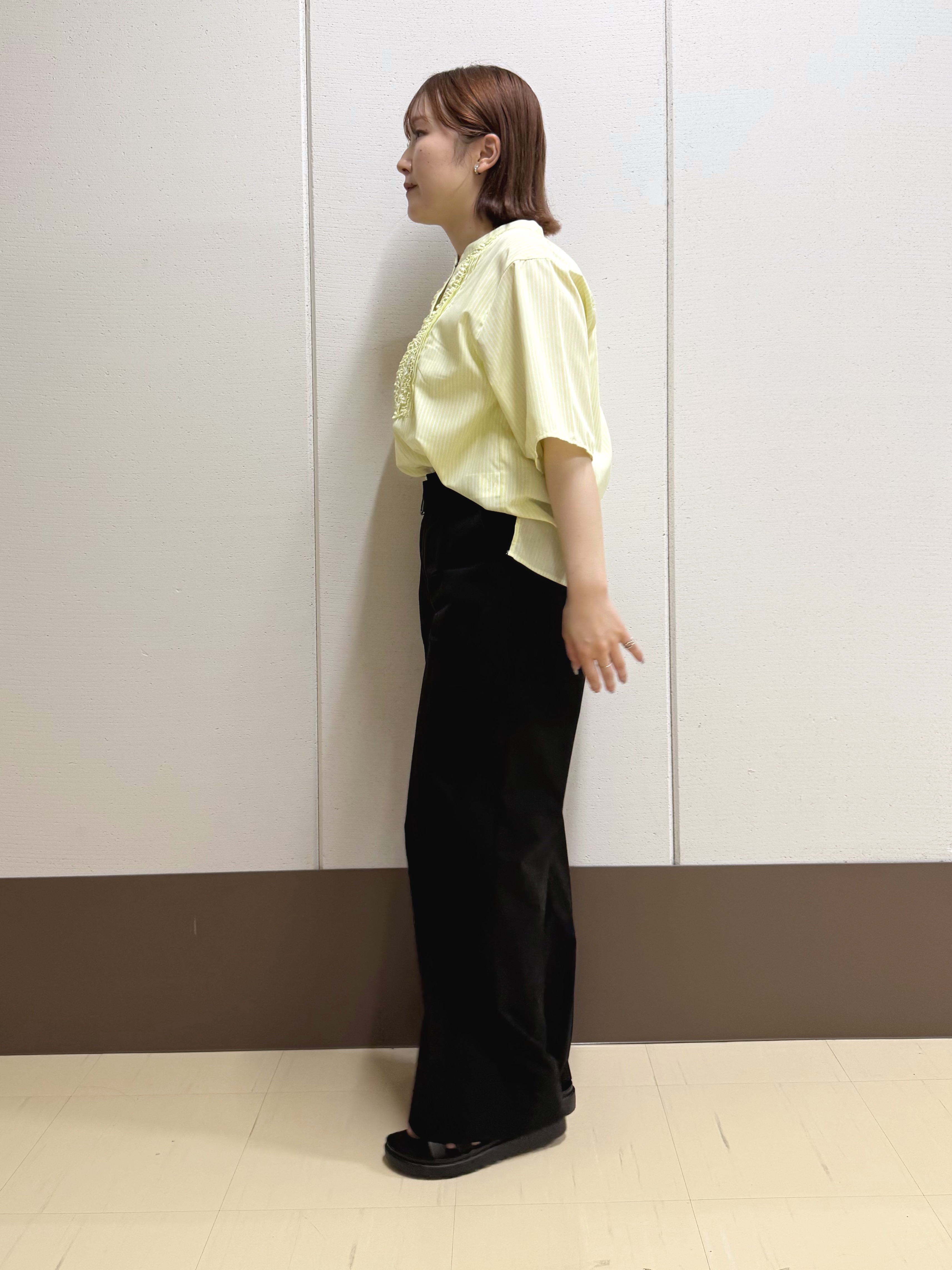 Rikoさんの「INDIVI｜【UVケア／吸汗速乾／着映え】フリルピンタックブラウス」を使ったコーディネート