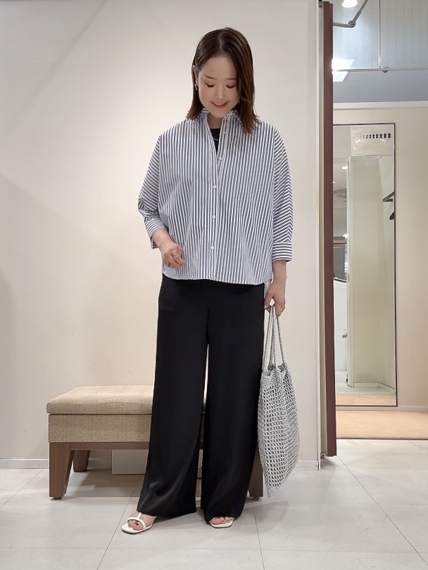 YUIさんの「UNTITLED｜【接触冷感/吸水速乾/UVカット】ドルマンスリーブシャツ」を使ったコーディネート
