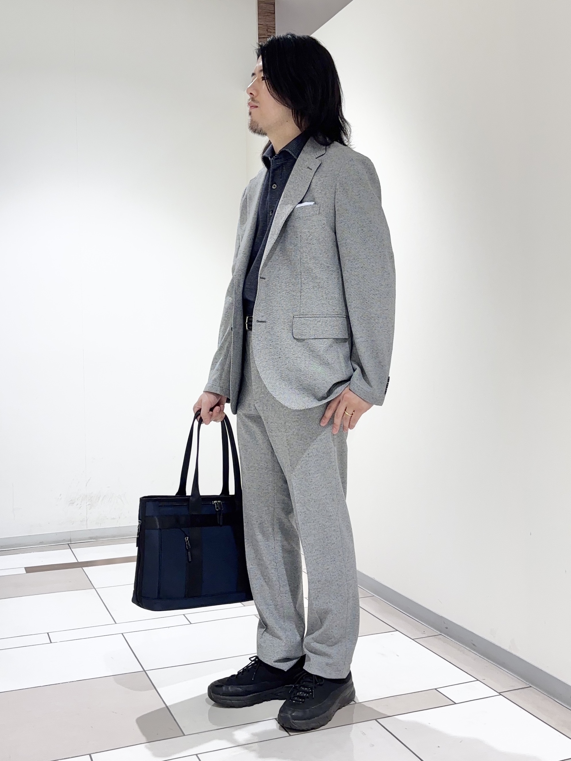及川さんの「TAKEO KIKUCHI｜【抗菌防臭】CALCULO（R）ジャージ ジャケット」を使ったコーディネート