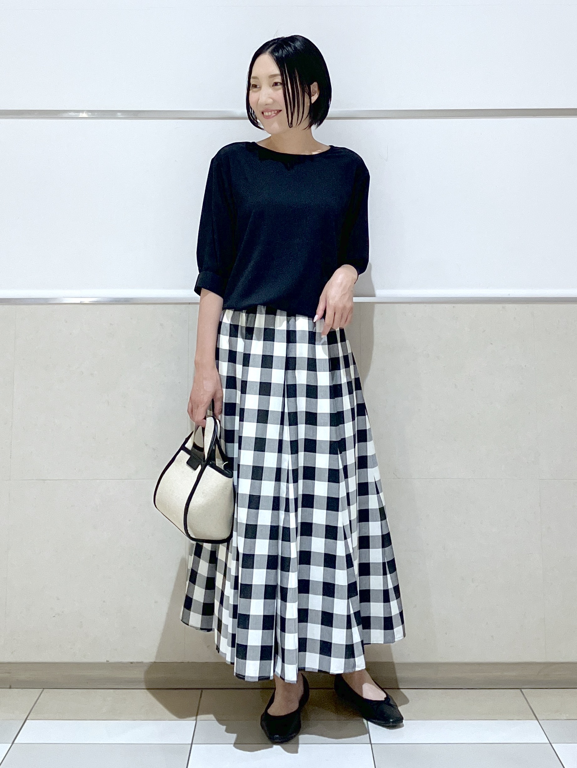 eriko さんの「Dessin｜ライトジョーゼットハーフスリーブブラウス」を使ったコーディネート