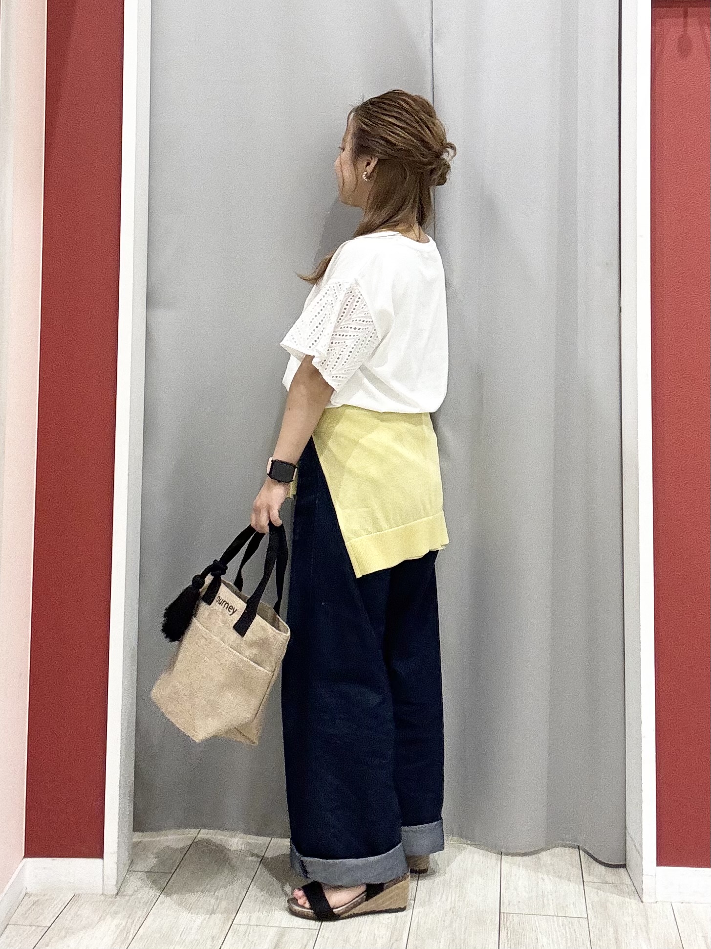 shioさんの「SHOO･LA･RUE｜【ひんやり/洗濯機可/S-LL】程よいVネックですっきり魅せる ジップアップ 7分袖シアーカーディガ」を使ったコーディネート