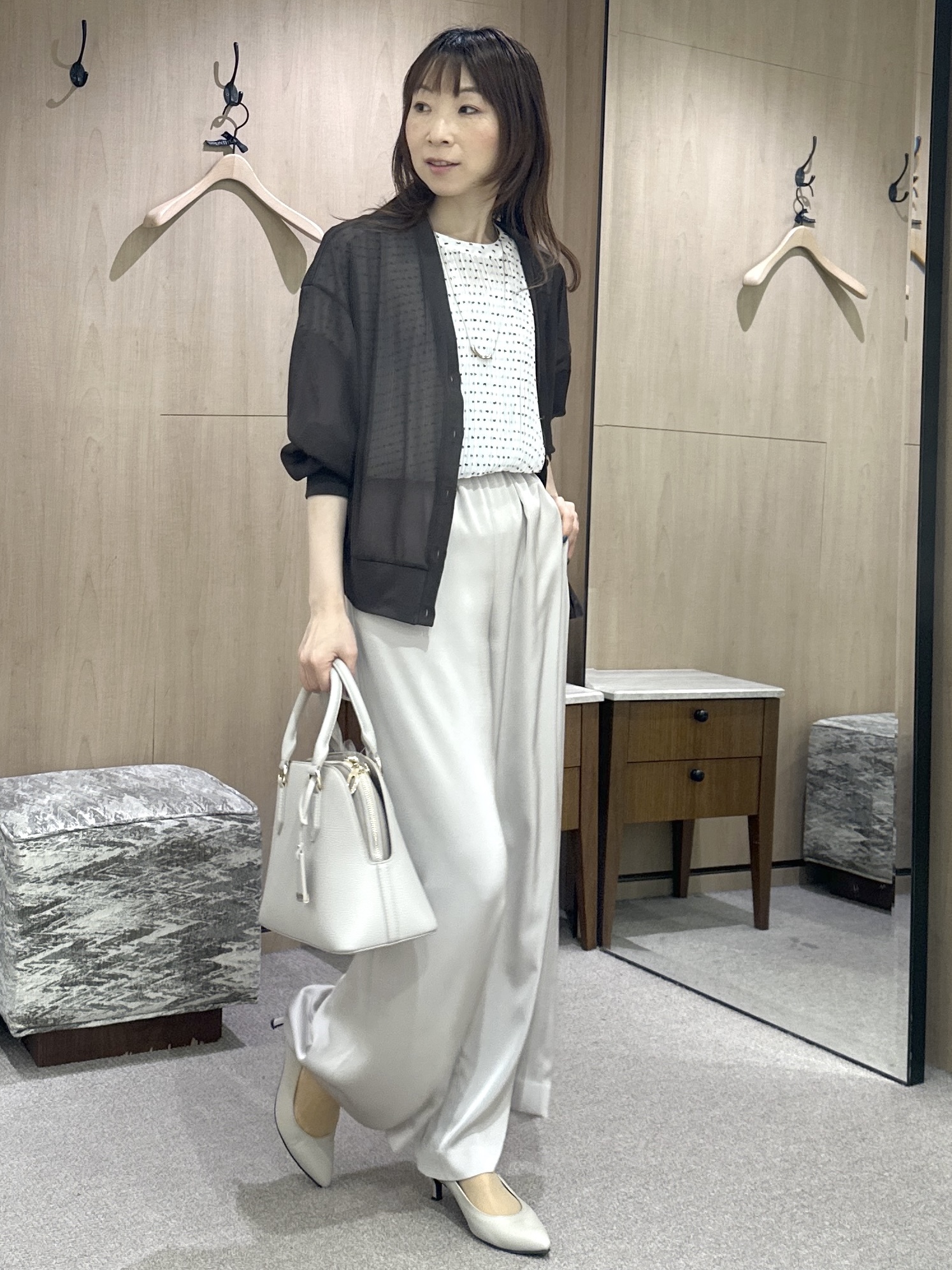 Miwaさんの「UNTITLED｜【1枚で着映える】ドットジャガードブラウス」を使ったコーディネート
