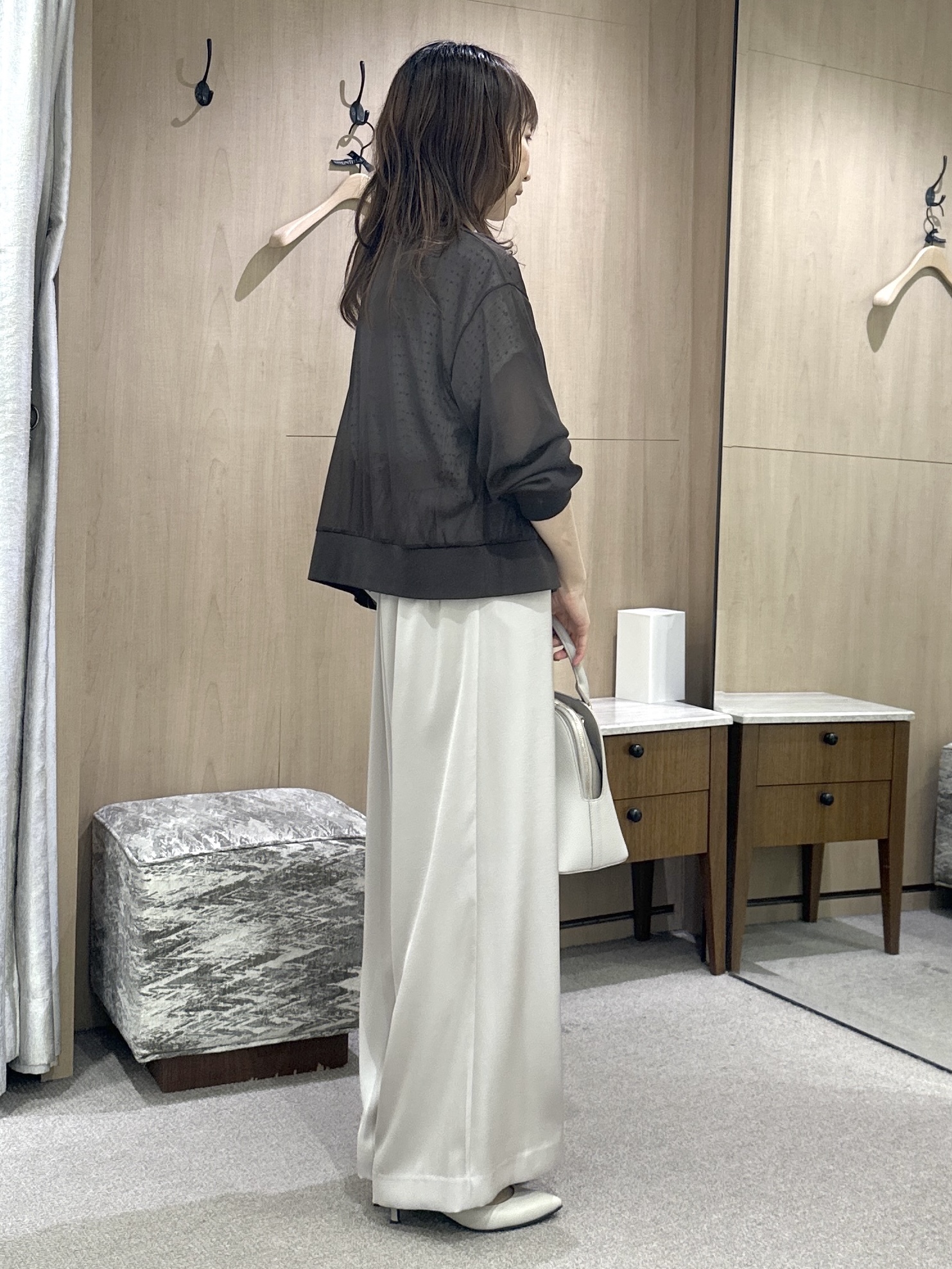 Miwaさんの「UNTITLED｜【1枚で着映える】ドットジャガードブラウス」を使ったコーディネート