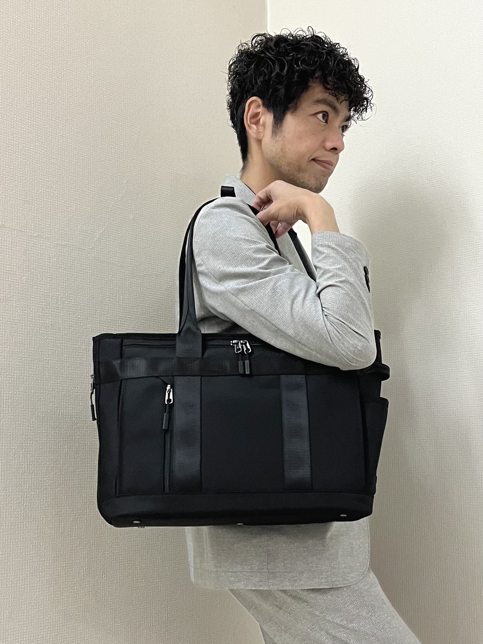 URAさんの「TAKEO KIKUCHI｜【抗菌防臭】COOL DOTS（R）ドビープリント ジャケット」を使ったコーディネート