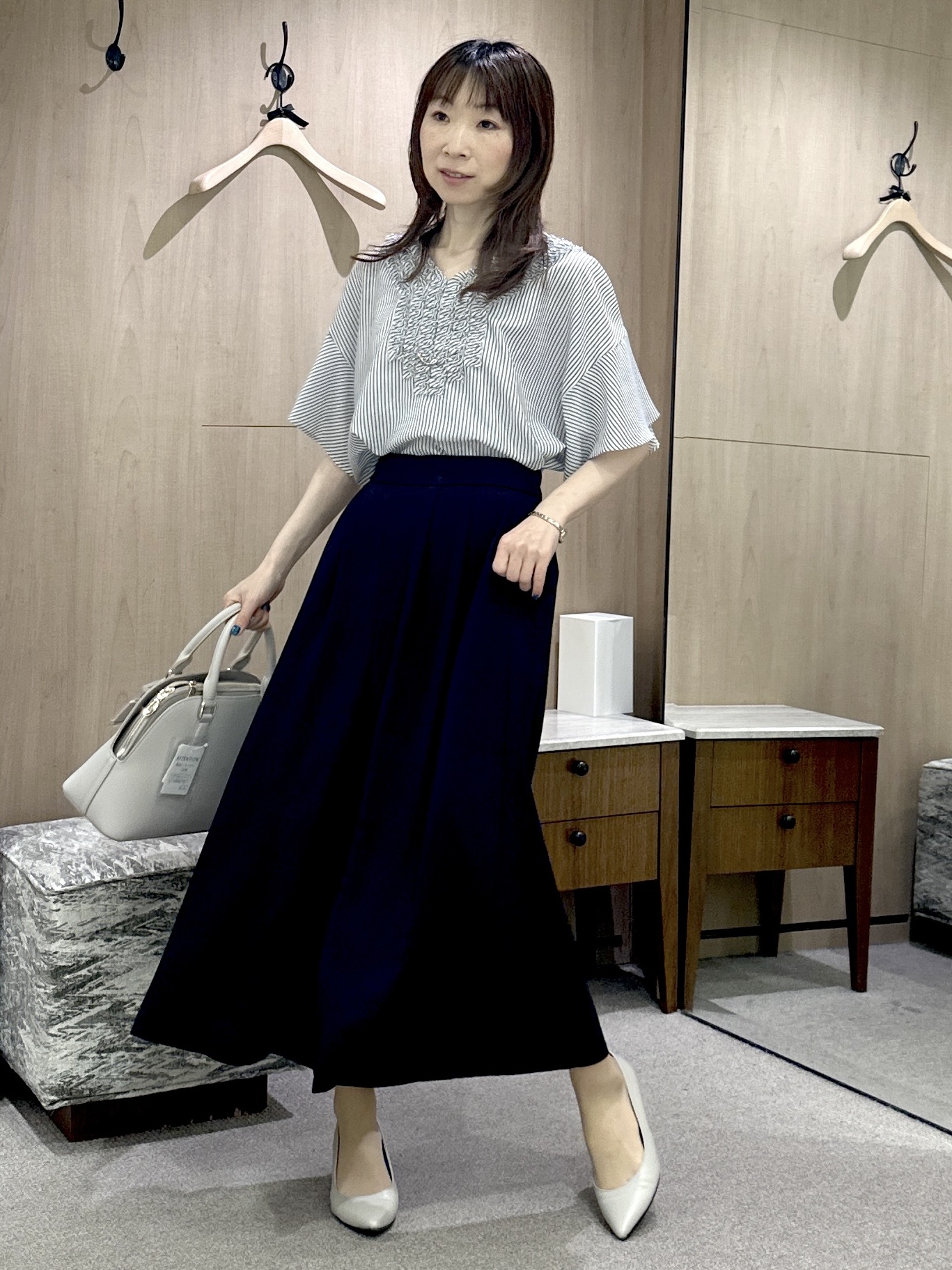 Miwaさんの「UNTITLED｜【アンサンブル可】ラメ混クルーネックカーディガン」を使ったコーディネート