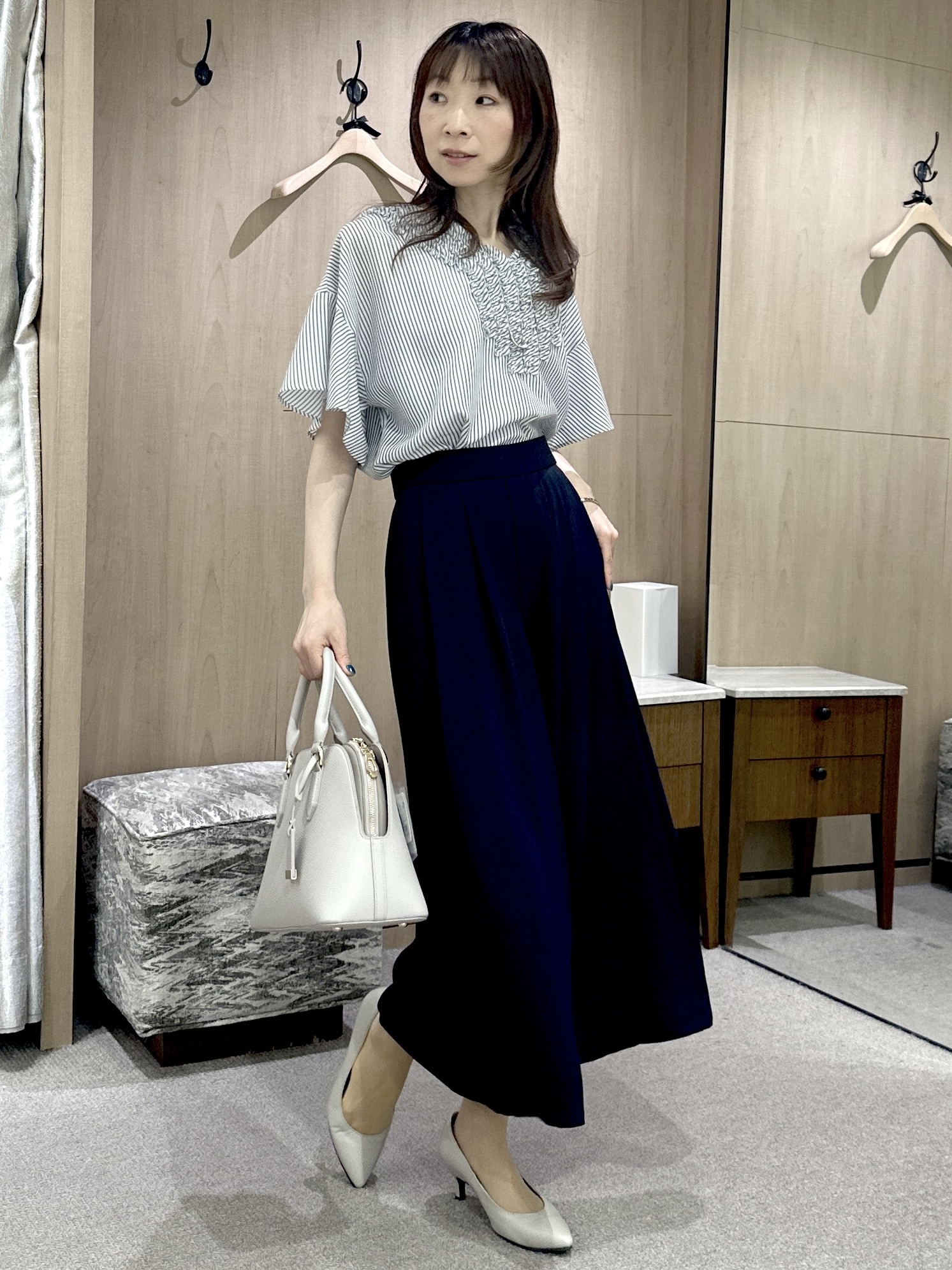 Miwaさんの「UNTITLED｜【アンサンブル可】ラメ混クルーネックカーディガン」を使ったコーディネート