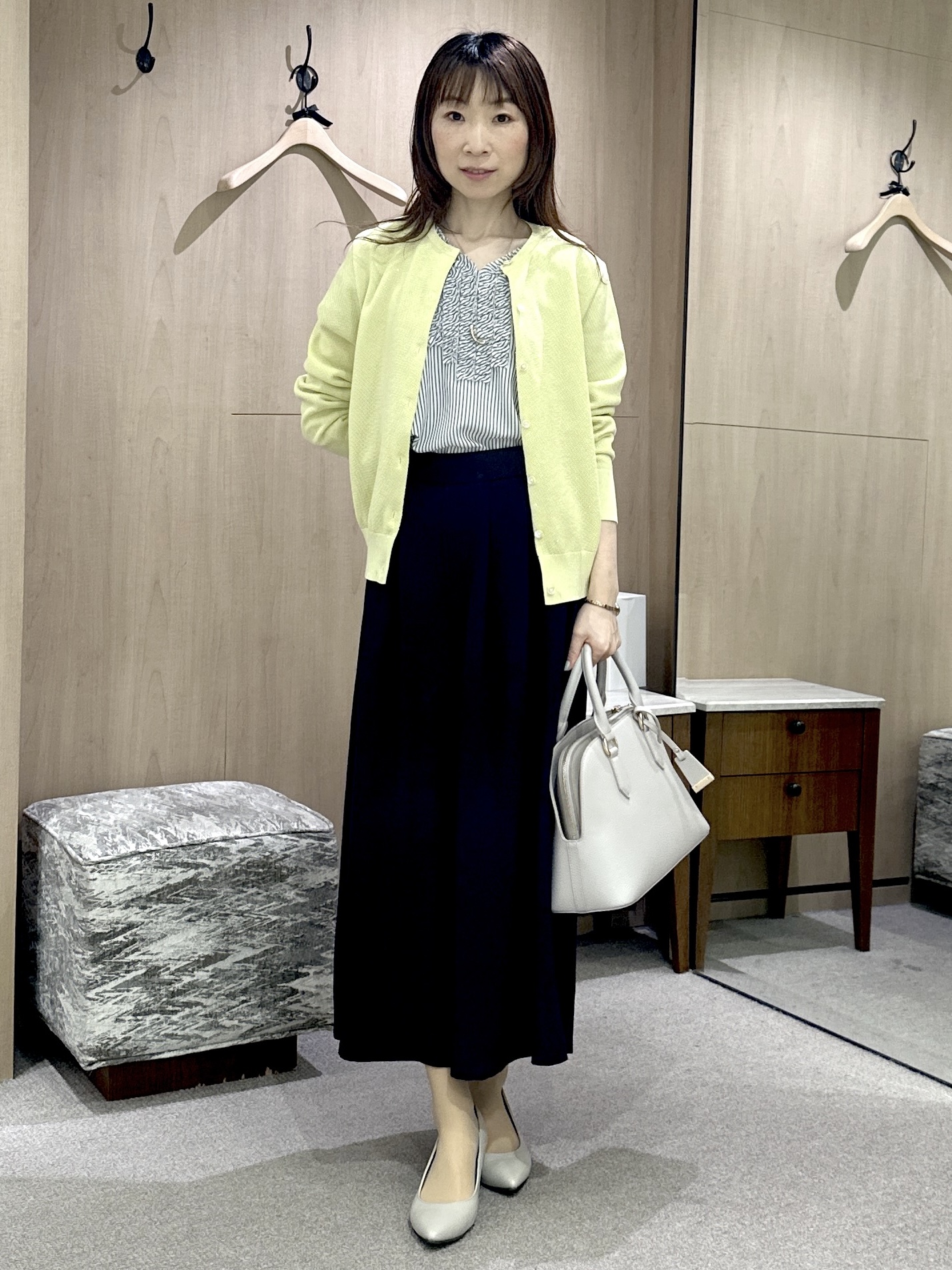 Miwaさんの「UNTITLED｜【アンサンブル可】ラメ混クルーネックカーディガン」を使ったコーディネート