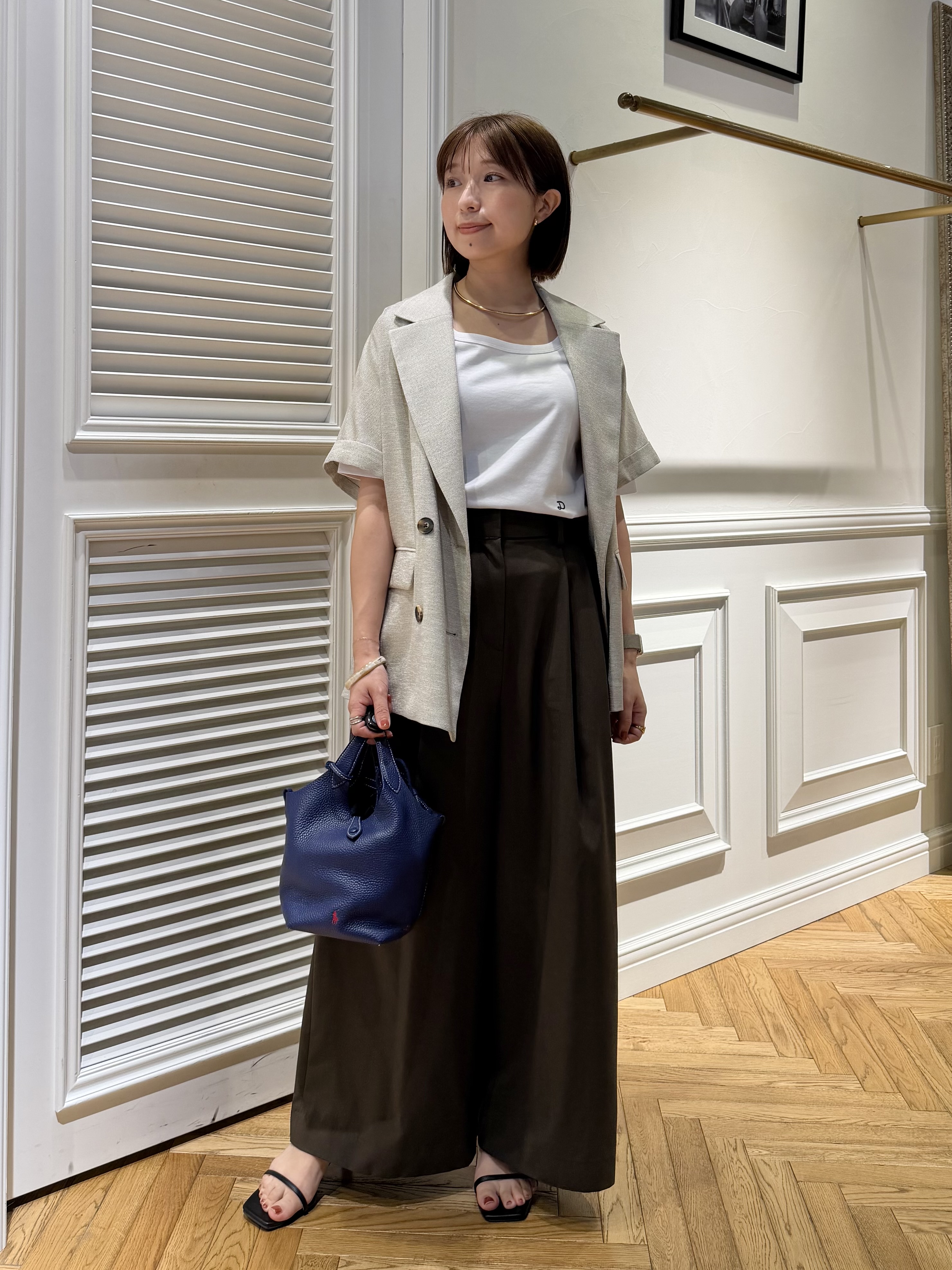 つじ まこさんの「DRESSTERIOR｜【セットアップ可/UVカット/接触冷感/吸水速乾】ウォッシャブル リネンライクドルマンジャケット」を使ったコーディネート