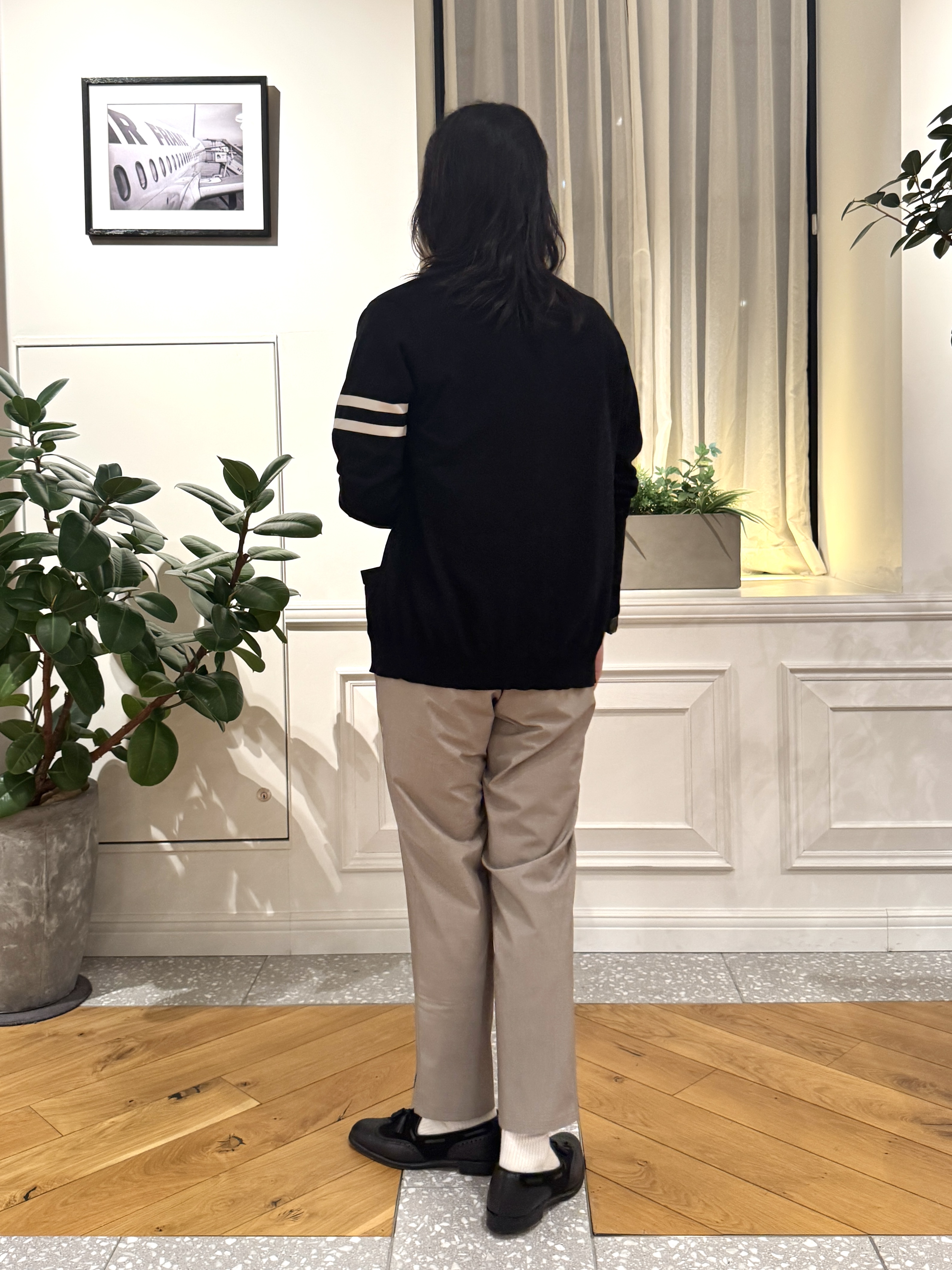 kawarataniさんの「DRESSTERIOR｜【ウォッシャブル】コットンシルク ニットカーディガン」を使ったコーディネート