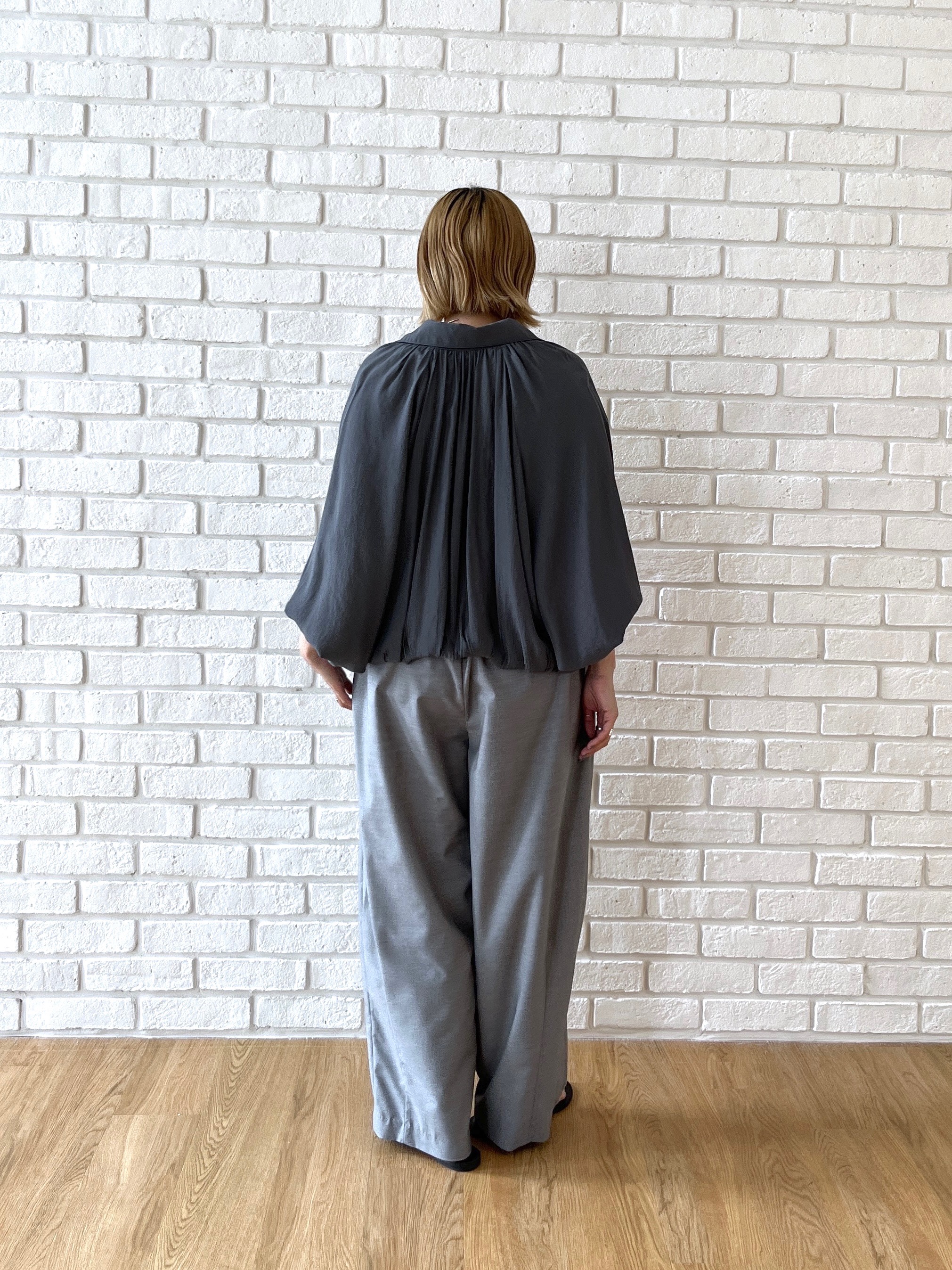 Harukaさんの「INDIVI｜バルーンシアーブラウス【接触冷感】」を使ったコーディネート