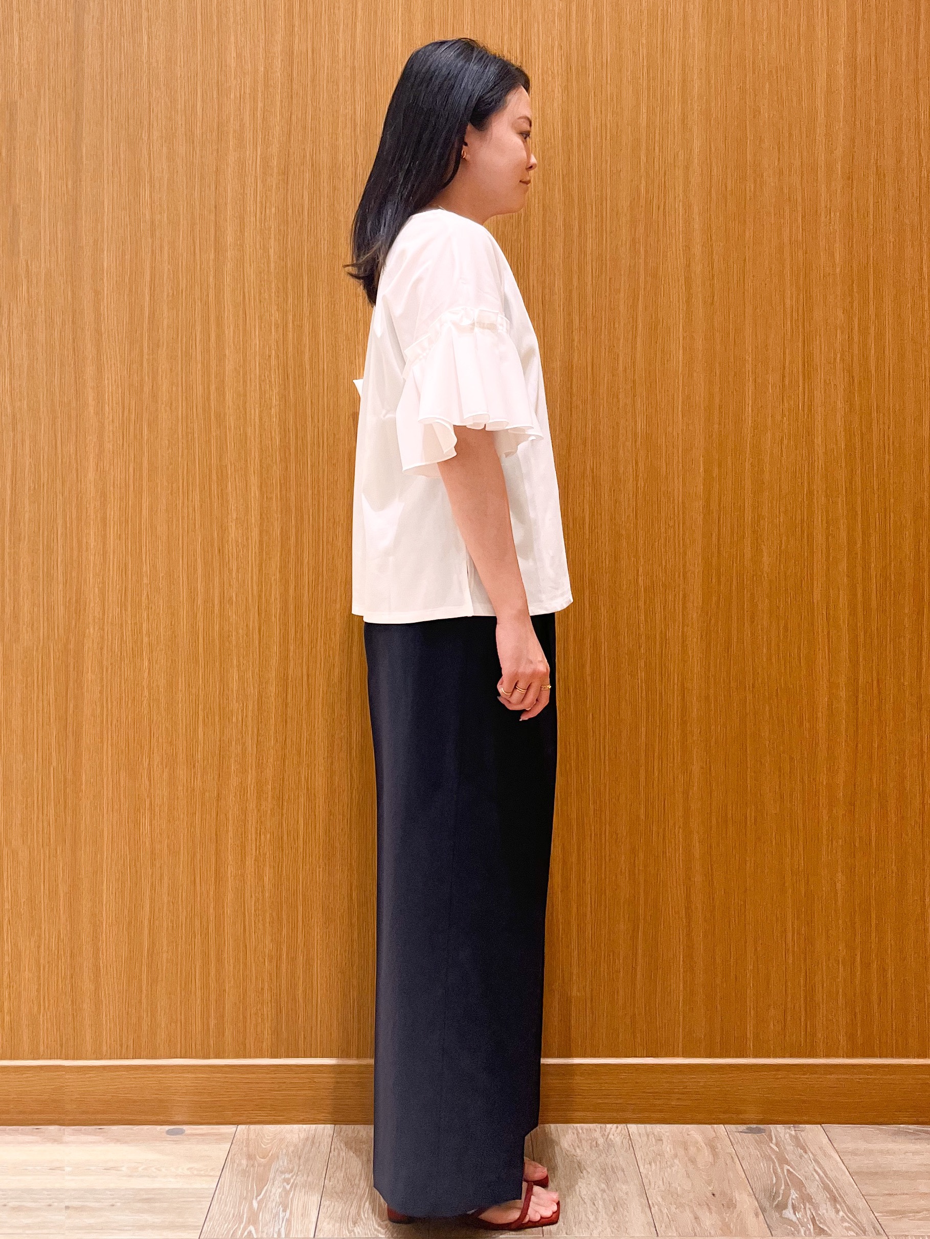 aさんの「OPAQUE.CLIP｜【接触冷感】タックスリーブカットソー《洗濯機OK》」を使ったコーディネート