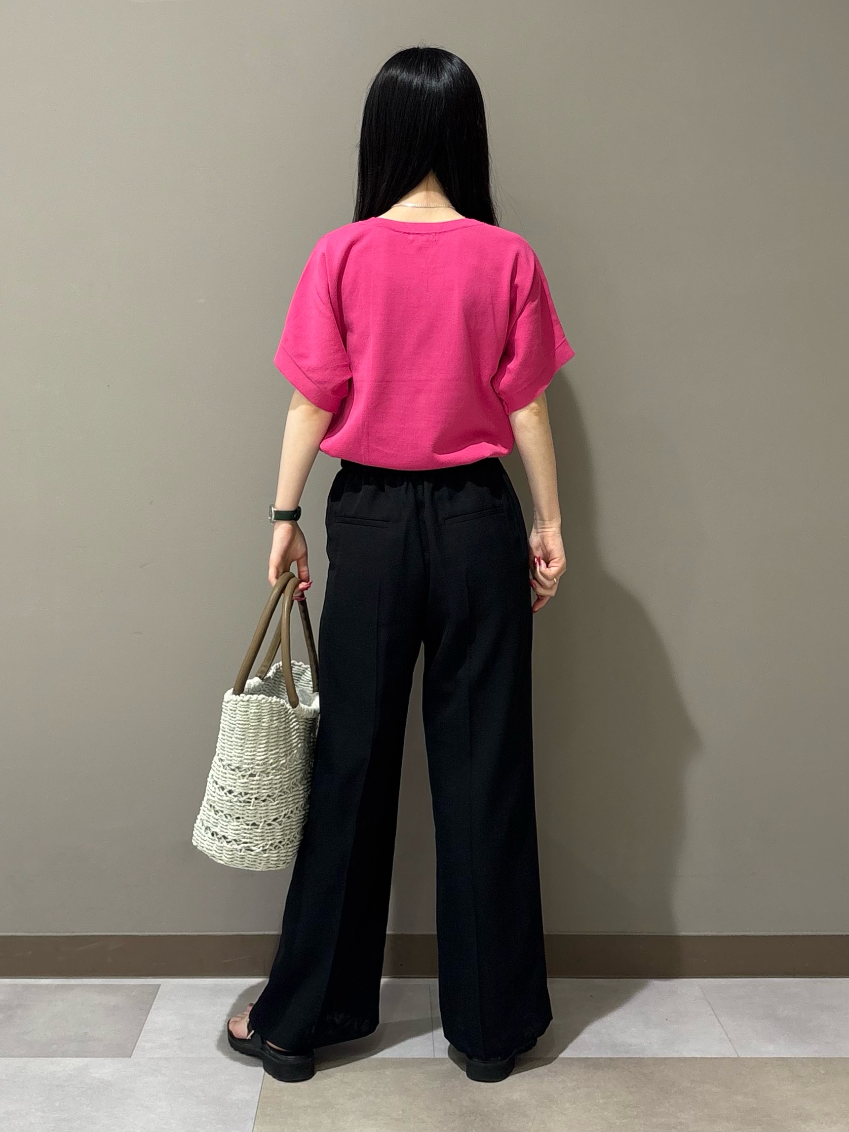 KEIKOさんの「INDIVI｜【洗える／コットン】ドライタッチさらりニットT」を使ったコーディネート
