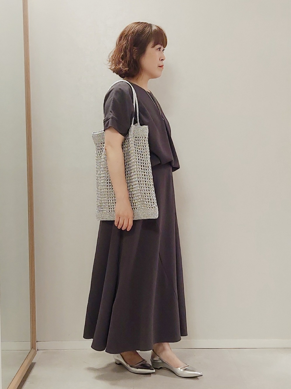 Koyaさんの「UNTITLED｜【前後2WAY/はっ水/セットアップ可】リラクシーフレンチスリーブブラウス」を使ったコーディネート