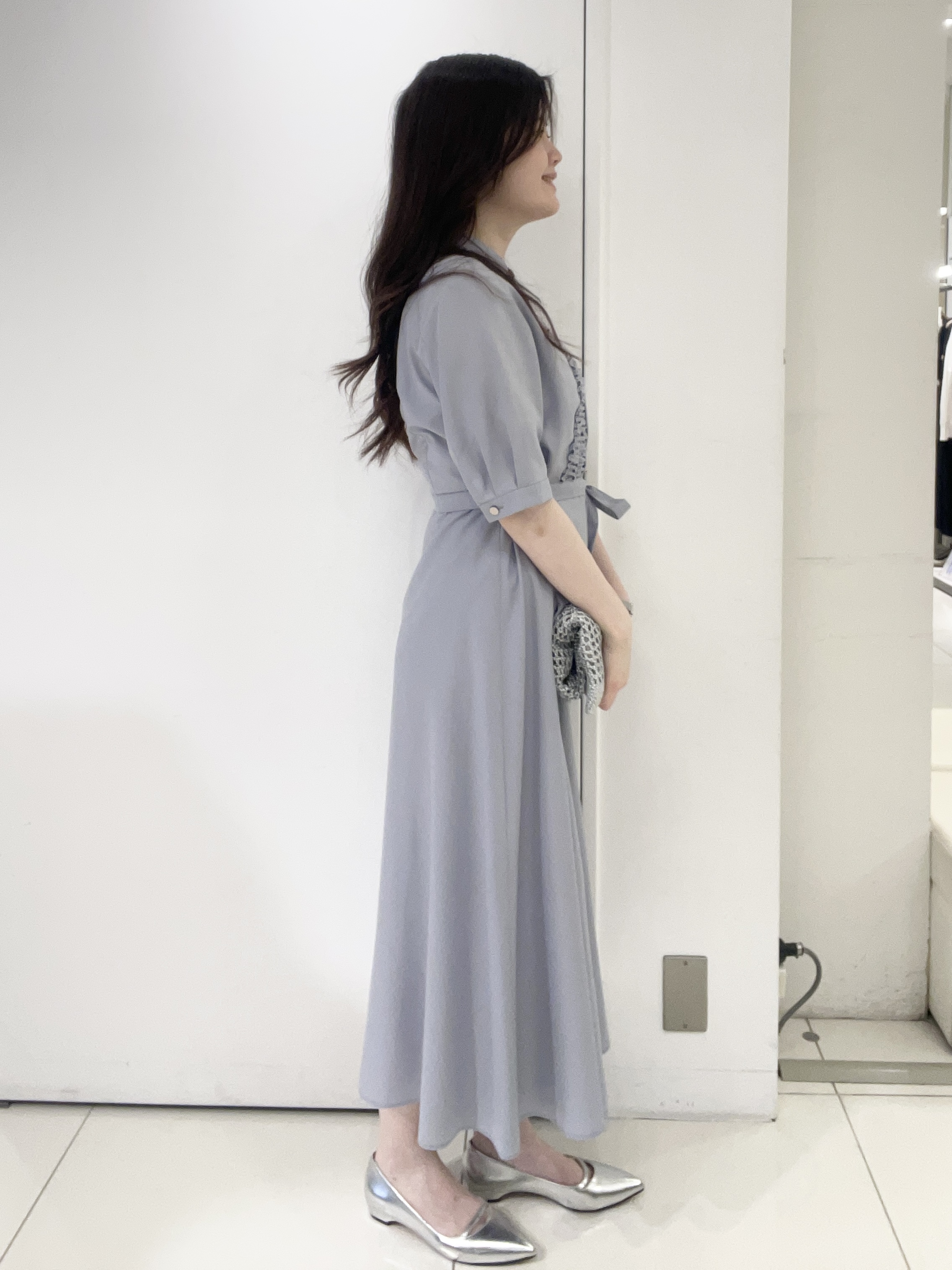 moeさんの「UNTITLED｜【1枚で着映え】フロントフリルワンピース」を使ったコーディネート