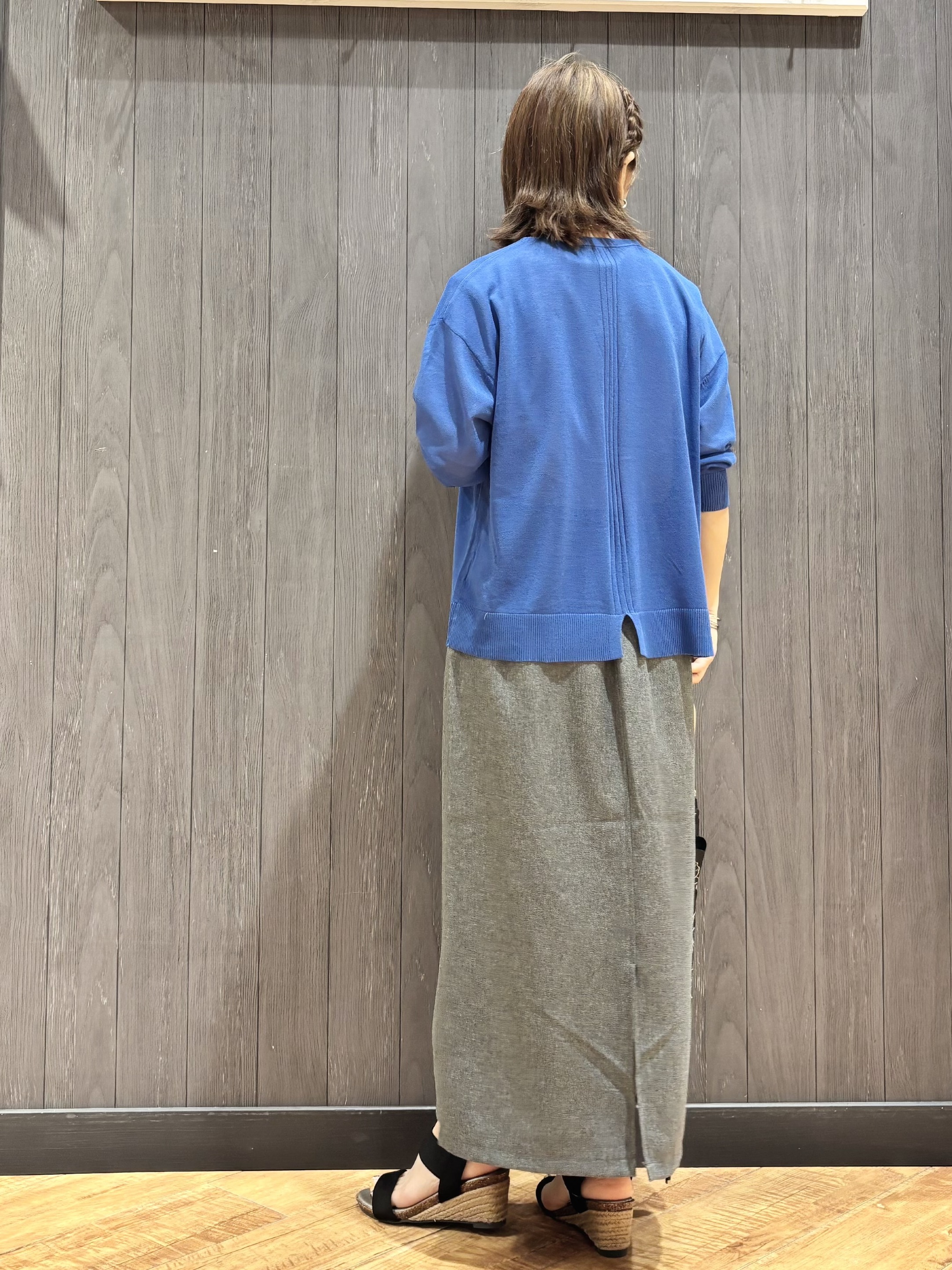 meiさんの「SHOO･LA･RUE｜【2点セット/洗濯機可/S-LL】お袖パールがアクセント ネックレス付きトップス」を使ったコーディネート