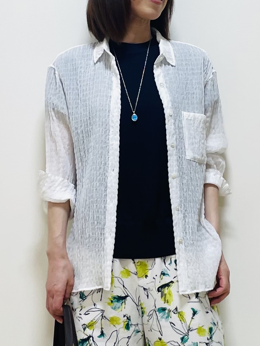 Riiさんの「Reflect｜【羽織にも◎／セットアップ可】八分袖シアーシャツ」を使ったコーディネート