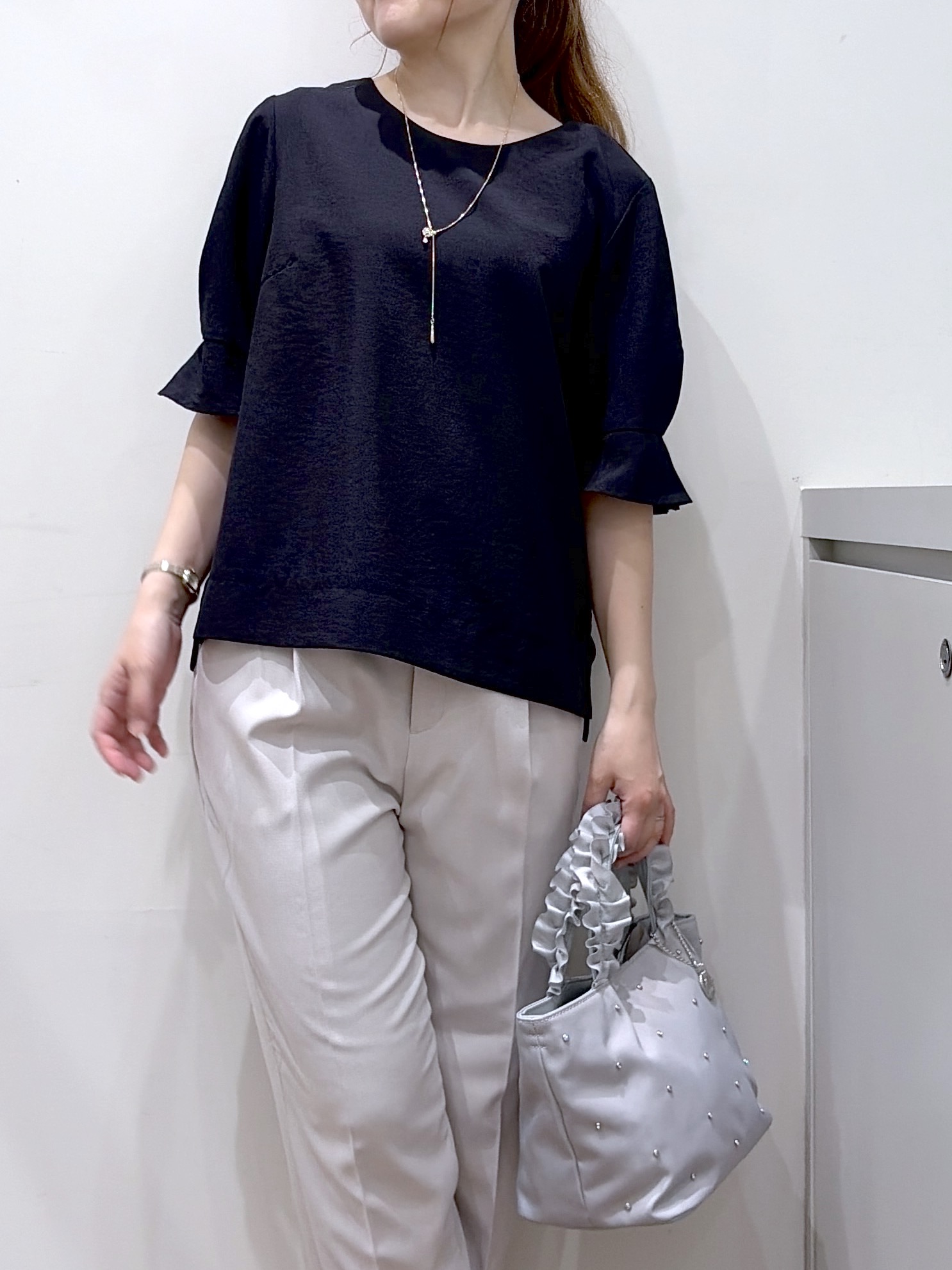 Junさんの「index｜【接触冷感】タックパフスリーブブラウス《吸水速乾／防シワ／洗濯機OK／XS～3L／6col》」を使ったコーディネート