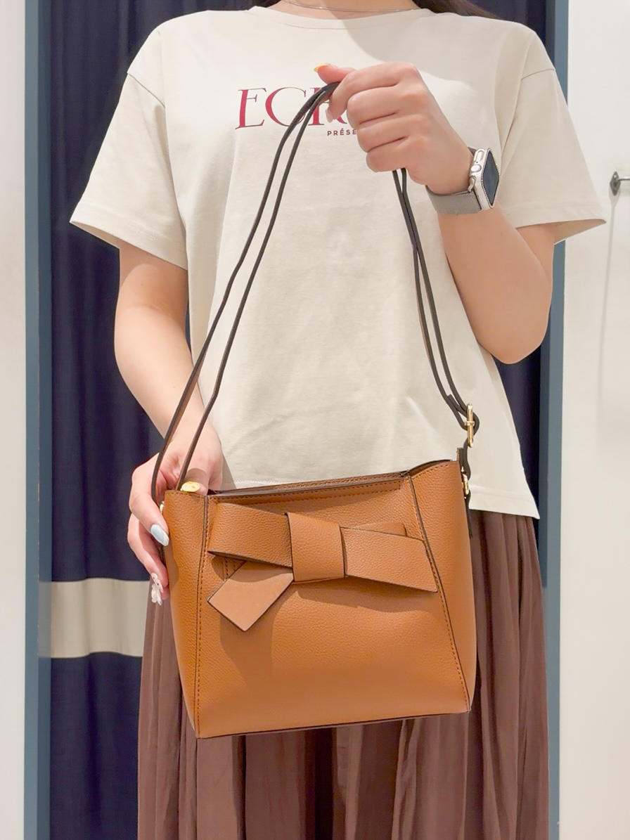 chihaさんの「grove｜【遮熱／吸水速乾／接触冷感／UVカット】ベーシックロゴTシャツ」を使ったコーディネート