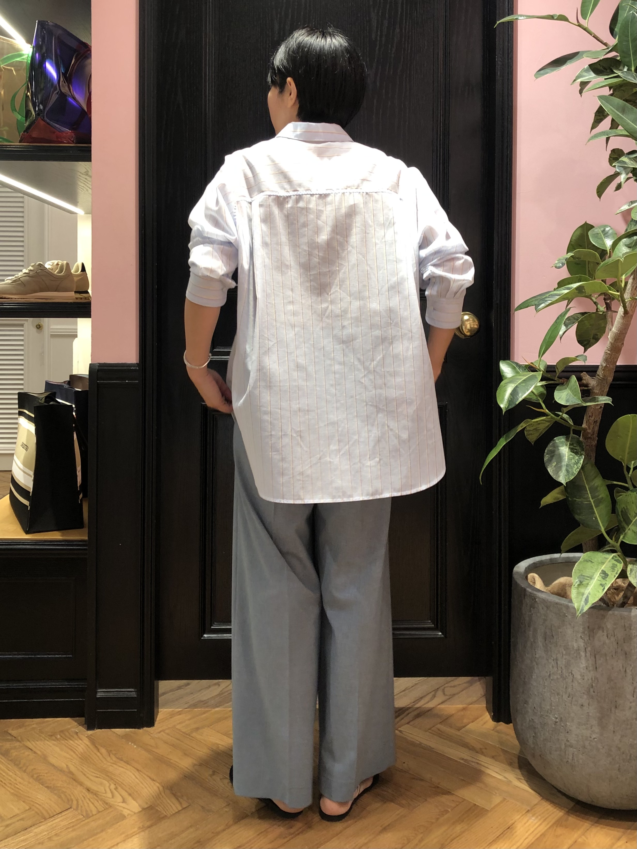 OGATAさんの「DRESSTERIOR｜シアー ストライプシャツ」を使ったコーディネート