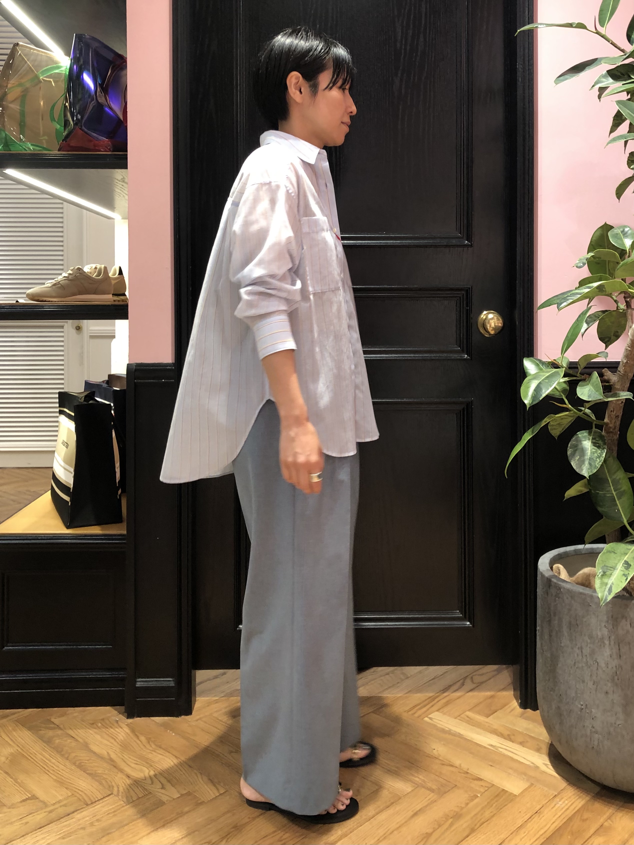 OGATAさんの「DRESSTERIOR｜シアー ストライプシャツ」を使ったコーディネート