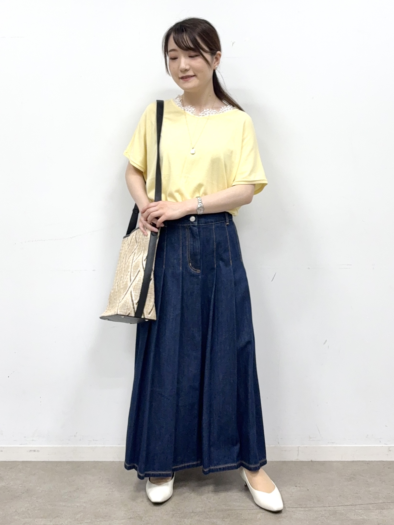 mikiさんの「Reflect｜天然シェルプレートペンダントネックレス」を使ったコーディネート