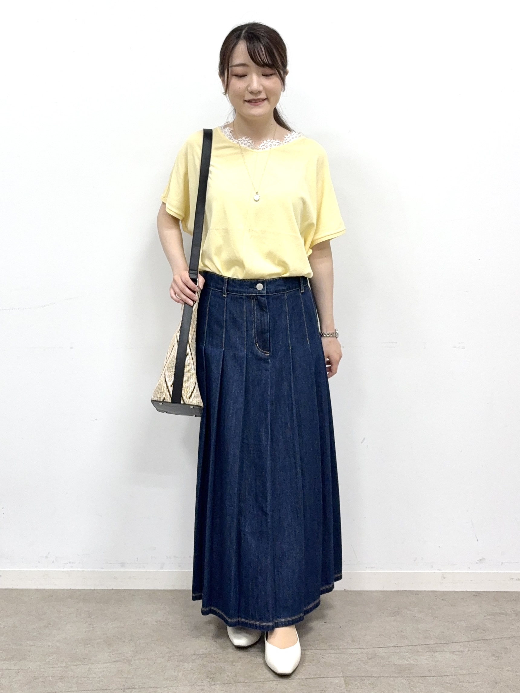 mikiさんの「Reflect｜天然シェルプレートペンダントネックレス」を使ったコーディネート