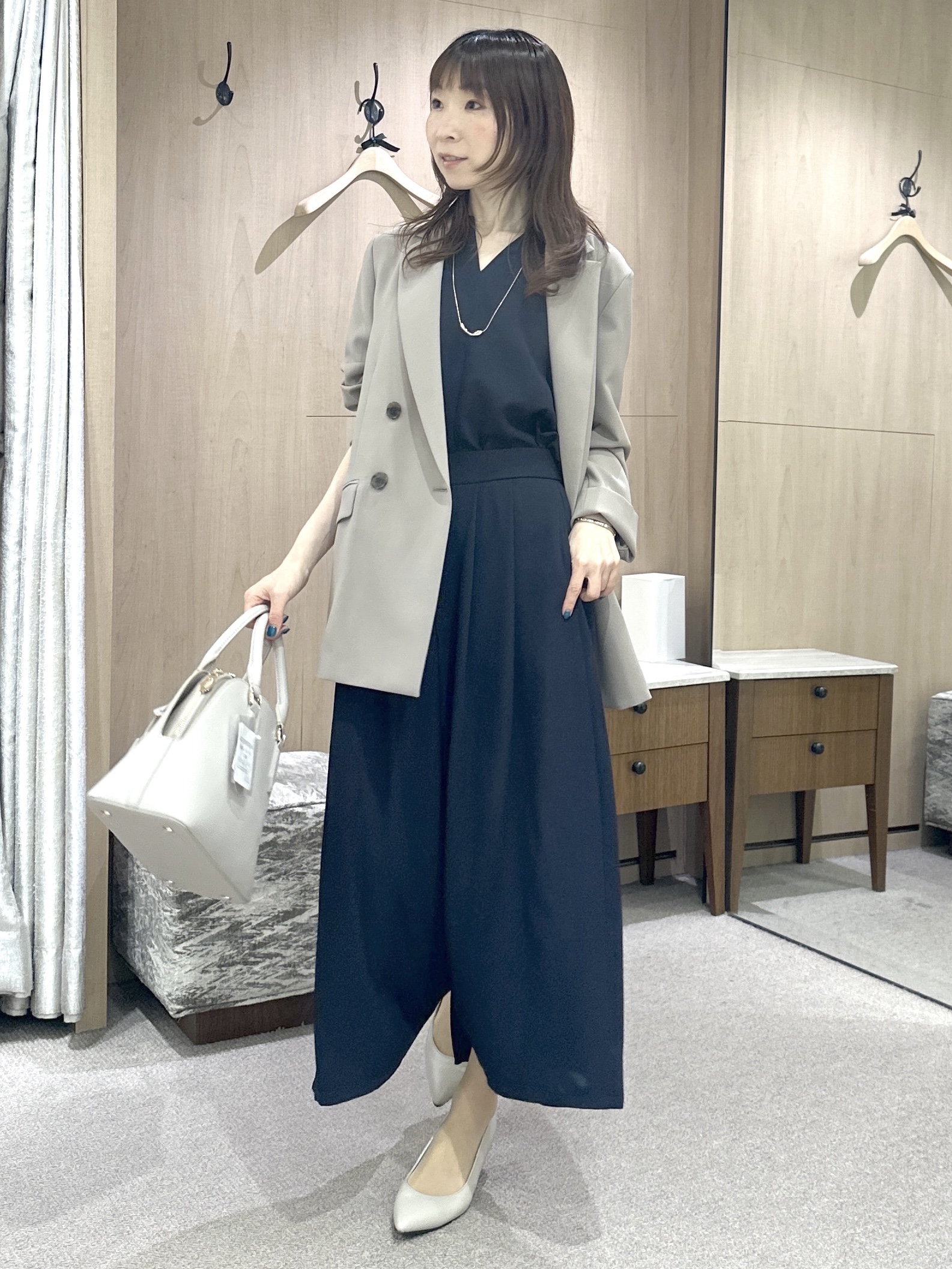 Miwaさんの「UNTITLED｜【新色追加/セットアップ可】エアリー ダブルブレストジャケット」を使ったコーディネート