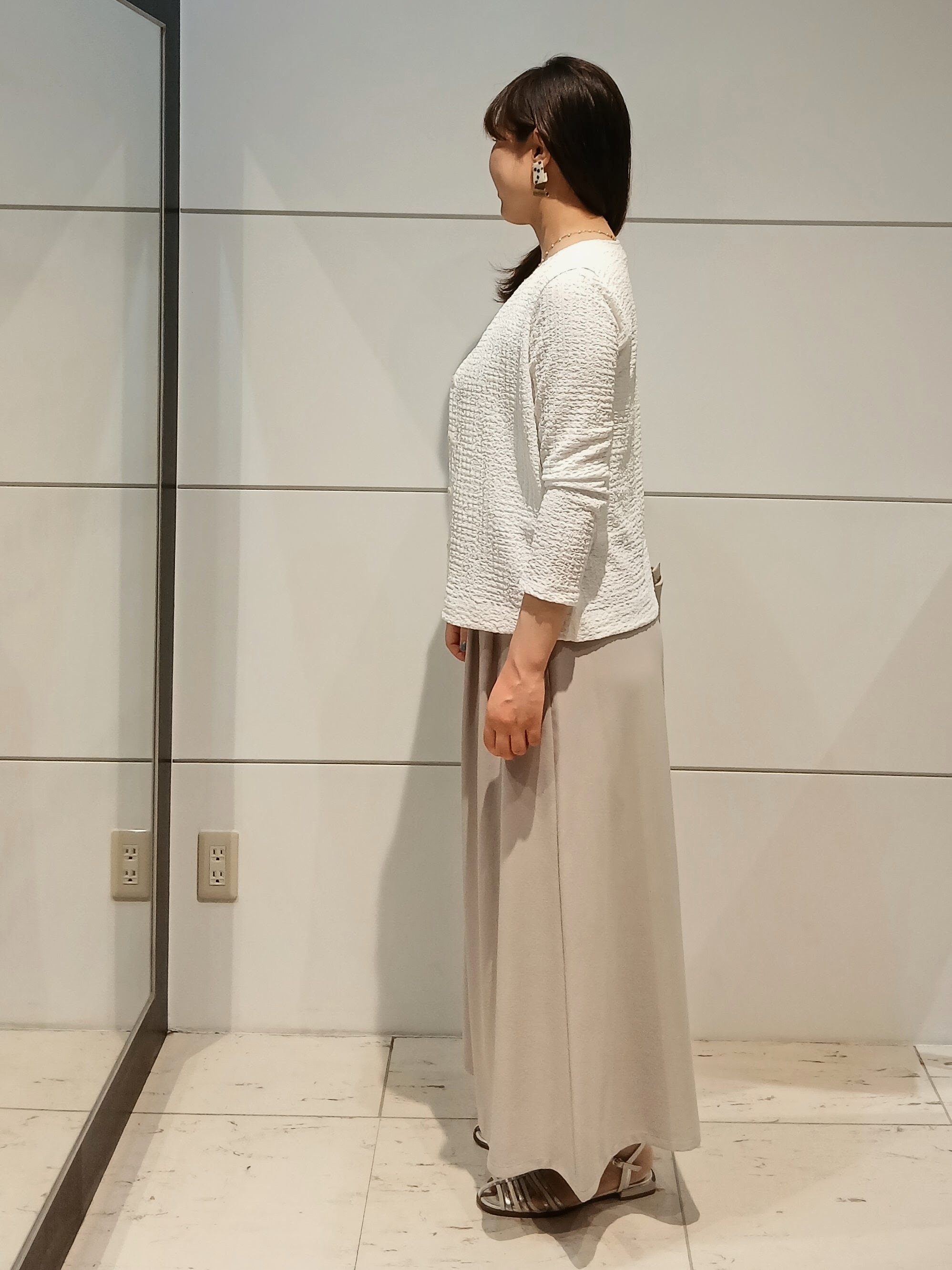 なみきさんの「UNTITLED｜【アンサンブル可】ポコポコノースリトップス」を使ったコーディネート