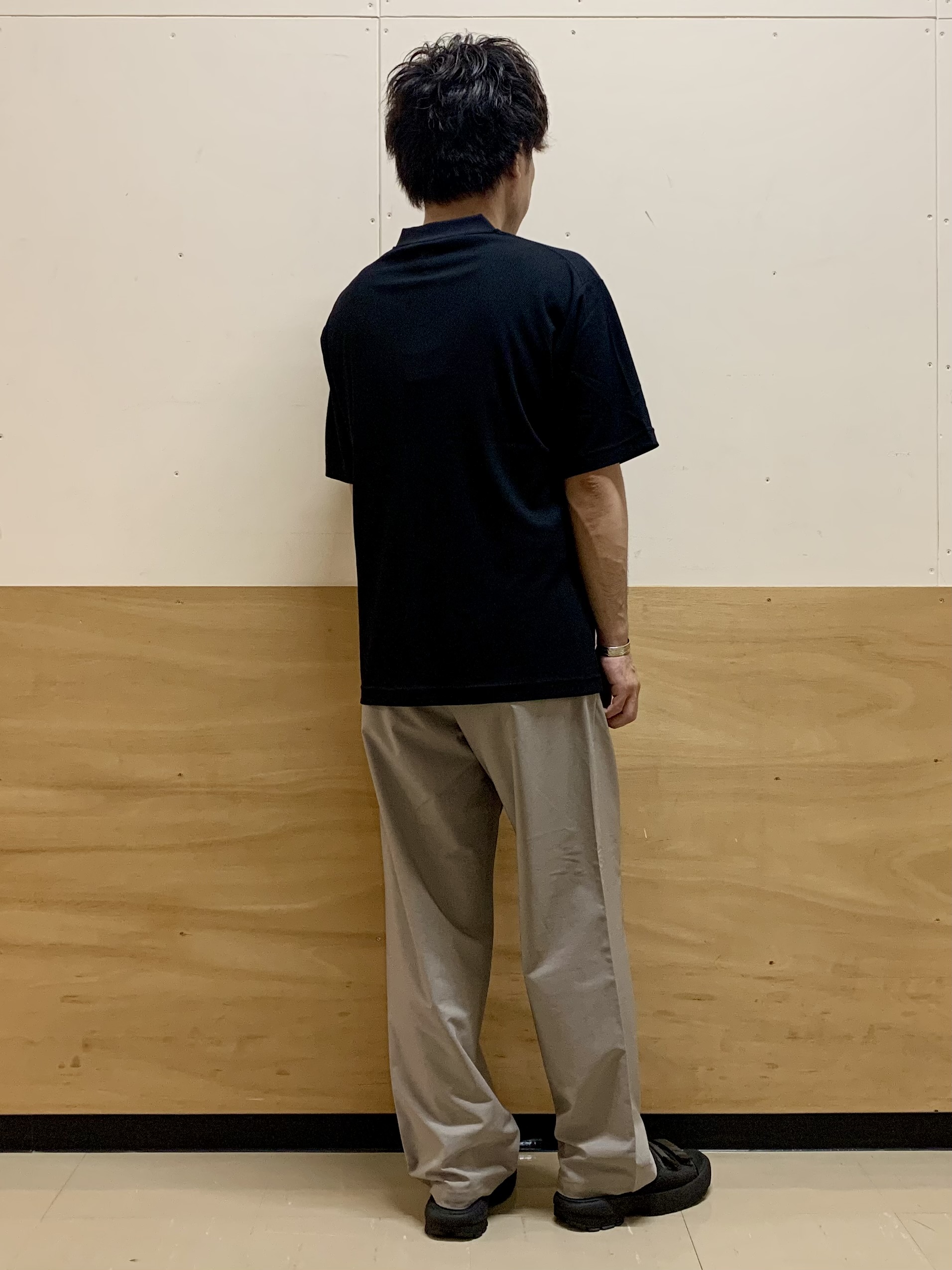 MATUさんの「THE SHOP TK｜【サラッと軽い着心地に。】BO-NO HENLEY TEE/ボーノヘンリーネック Tシャツ　吸水速乾」を使ったコーディネート