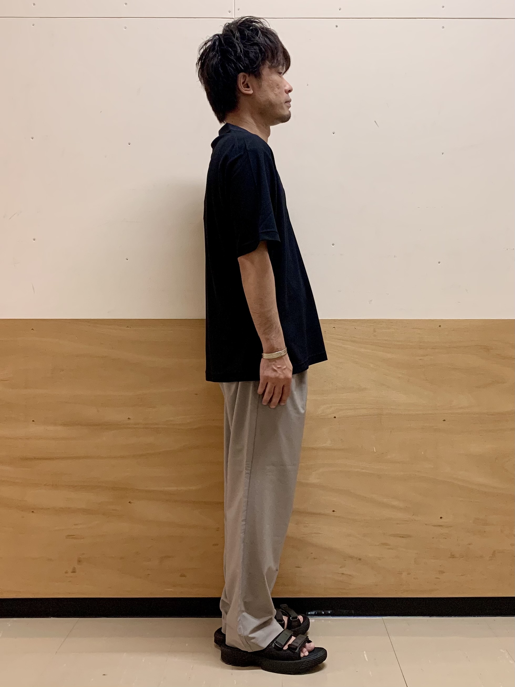 MATUさんの「THE SHOP TK｜【サラッと軽い着心地に。】BO-NO HENLEY TEE/ボーノヘンリーネック Tシャツ　吸水速乾」を使ったコーディネート