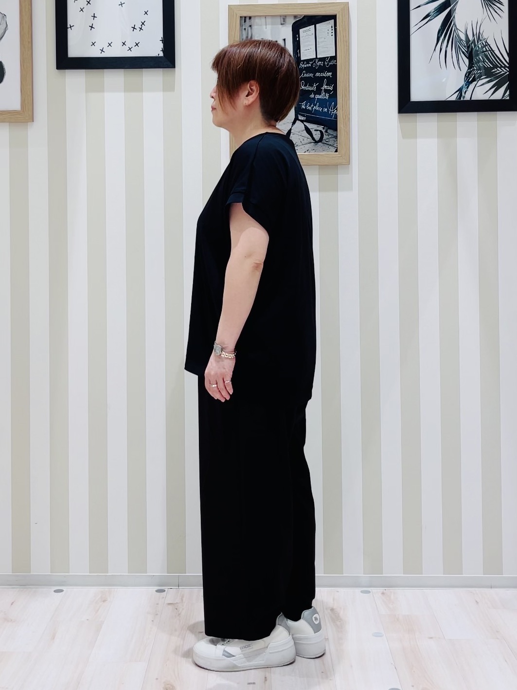 ma_miさんの「SHOO･LA･RUE｜【S-LL/洗濯機可】バルーンスリーブ　キーネックブラウス」を使ったコーディネート