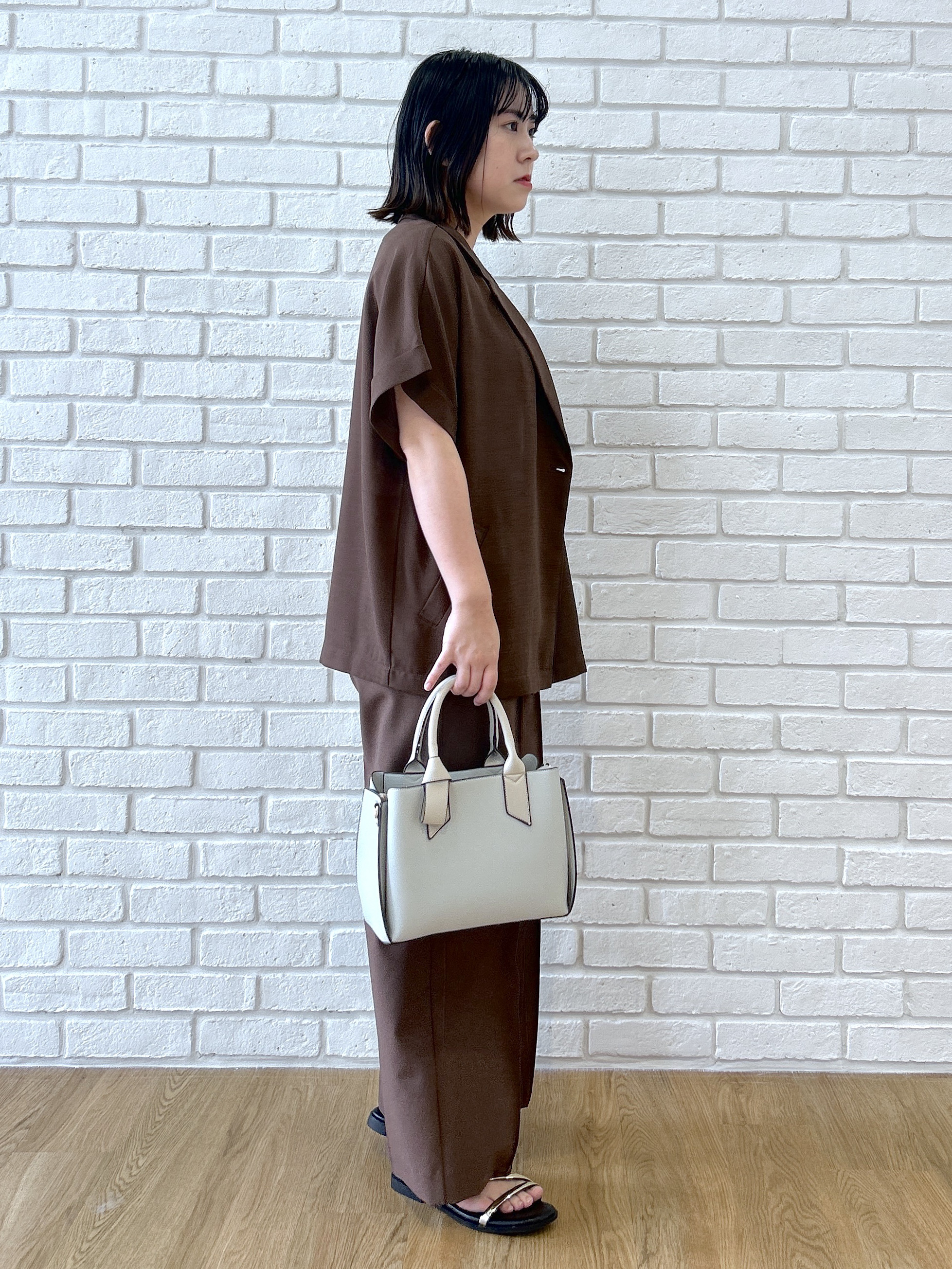 Hirokaさんの「grove｜【洗濯機OK・遮熱・ひんやり/SETUP可】シワになりにくい、ベルト付ワイドパンツ」を使ったコーディネート