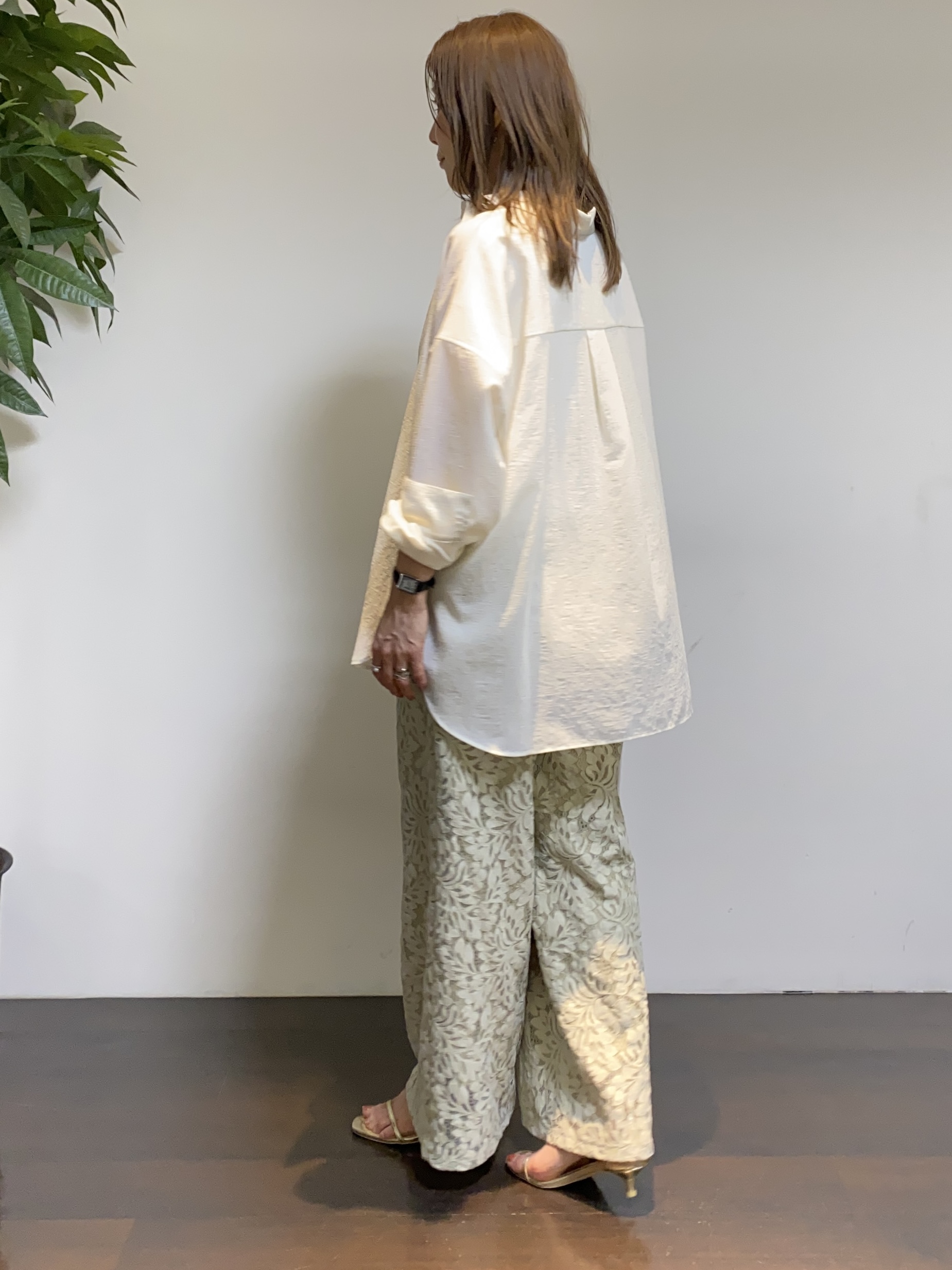 tomoさんの「UNTITLED｜【洗える/ストレッチ性】ダブルブレストジャケット」を使ったコーディネート