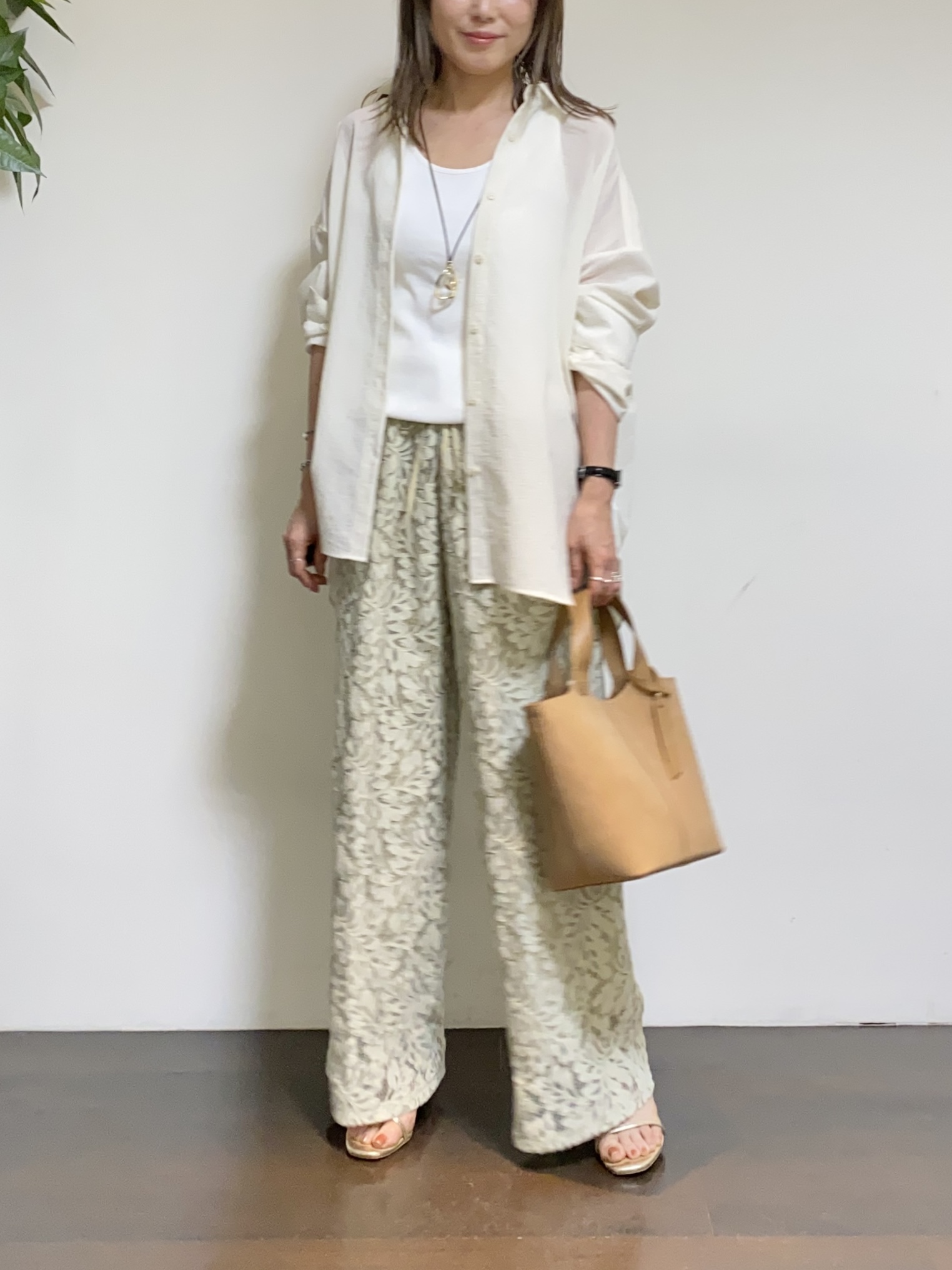 tomoさんの「UNTITLED｜【洗える/ストレッチ性】ダブルブレストジャケット」を使ったコーディネート