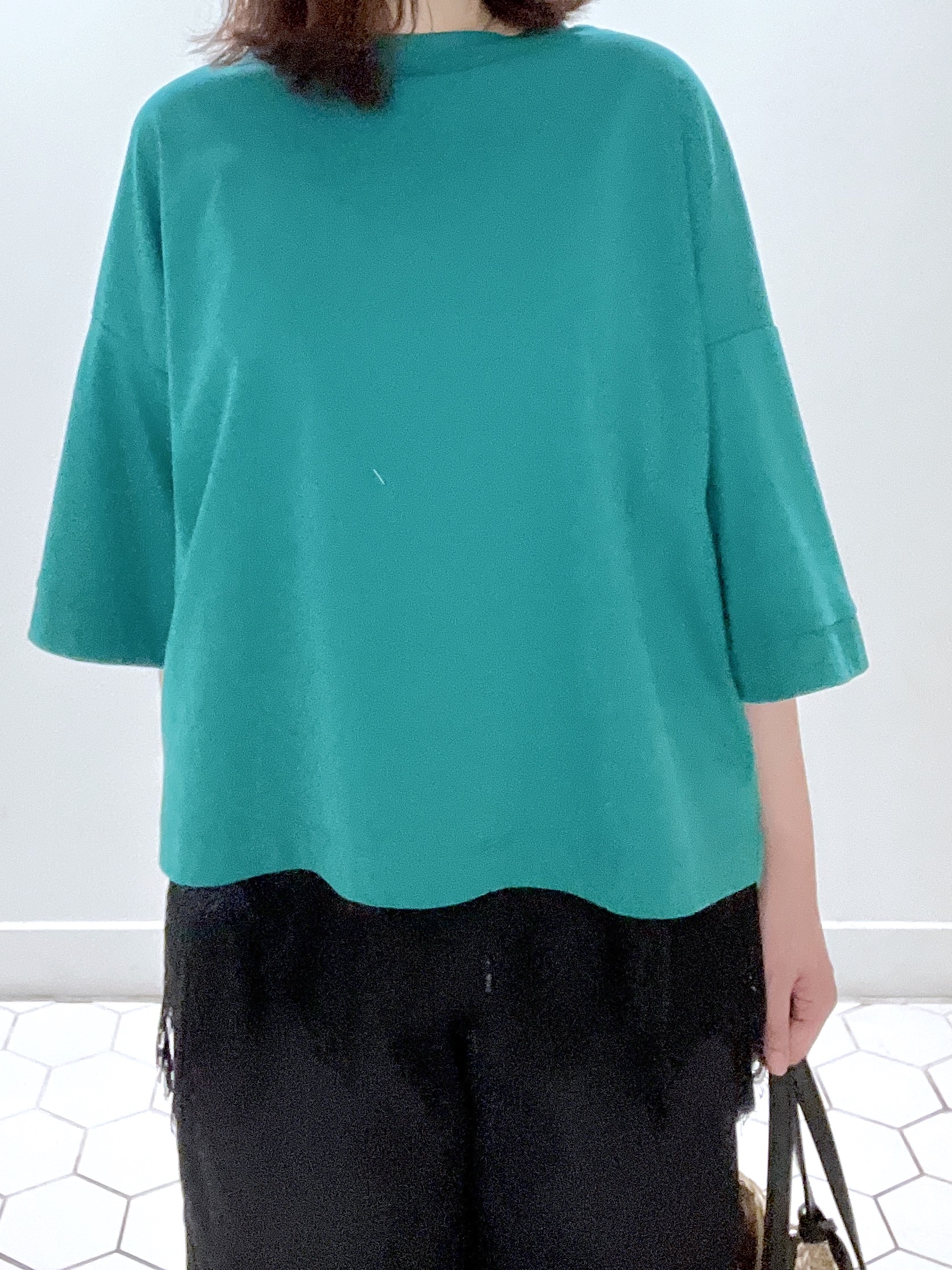 Makinoさんの「Dessin｜【新色追加/体型カバー】美光沢カットソーボクシーシルエット」を使ったコーディネート