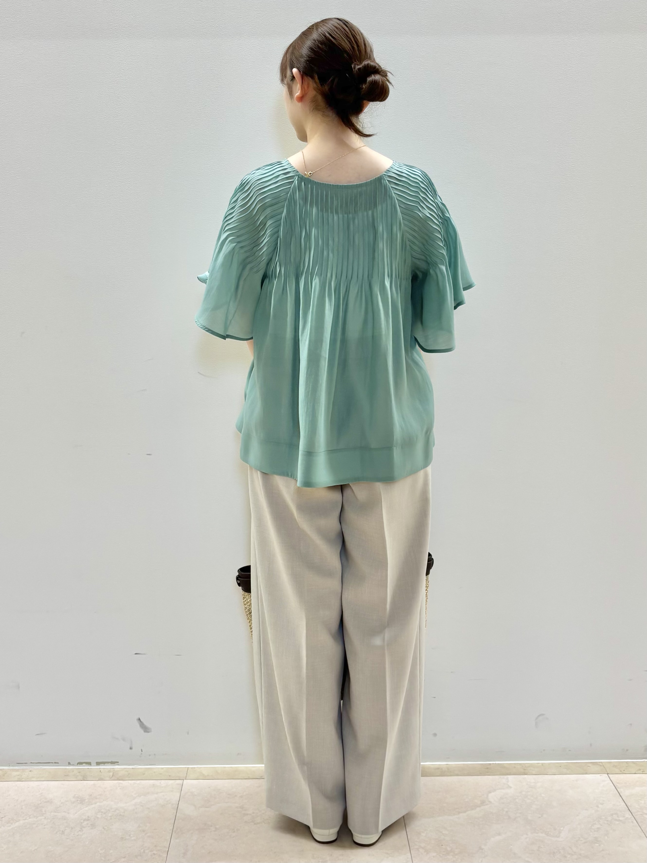 Satoさんの「Reflect｜ピンタックデザインフレアスリーブブラウス」を使ったコーディネート