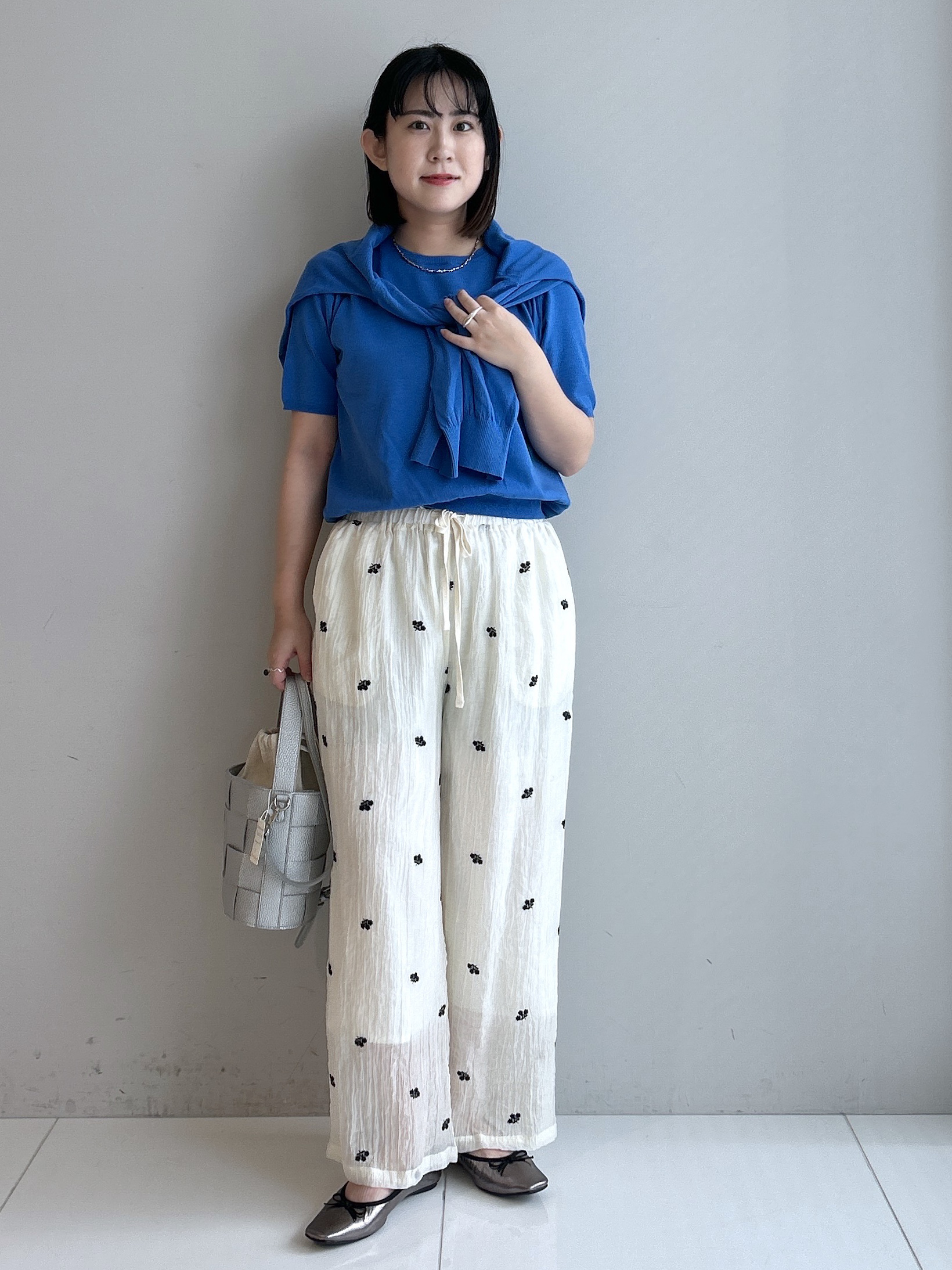 Hirokaさんの「Dessin｜【9色展開/接触冷感/UVカット】ドライタッチサマーニットT」を使ったコーディネート