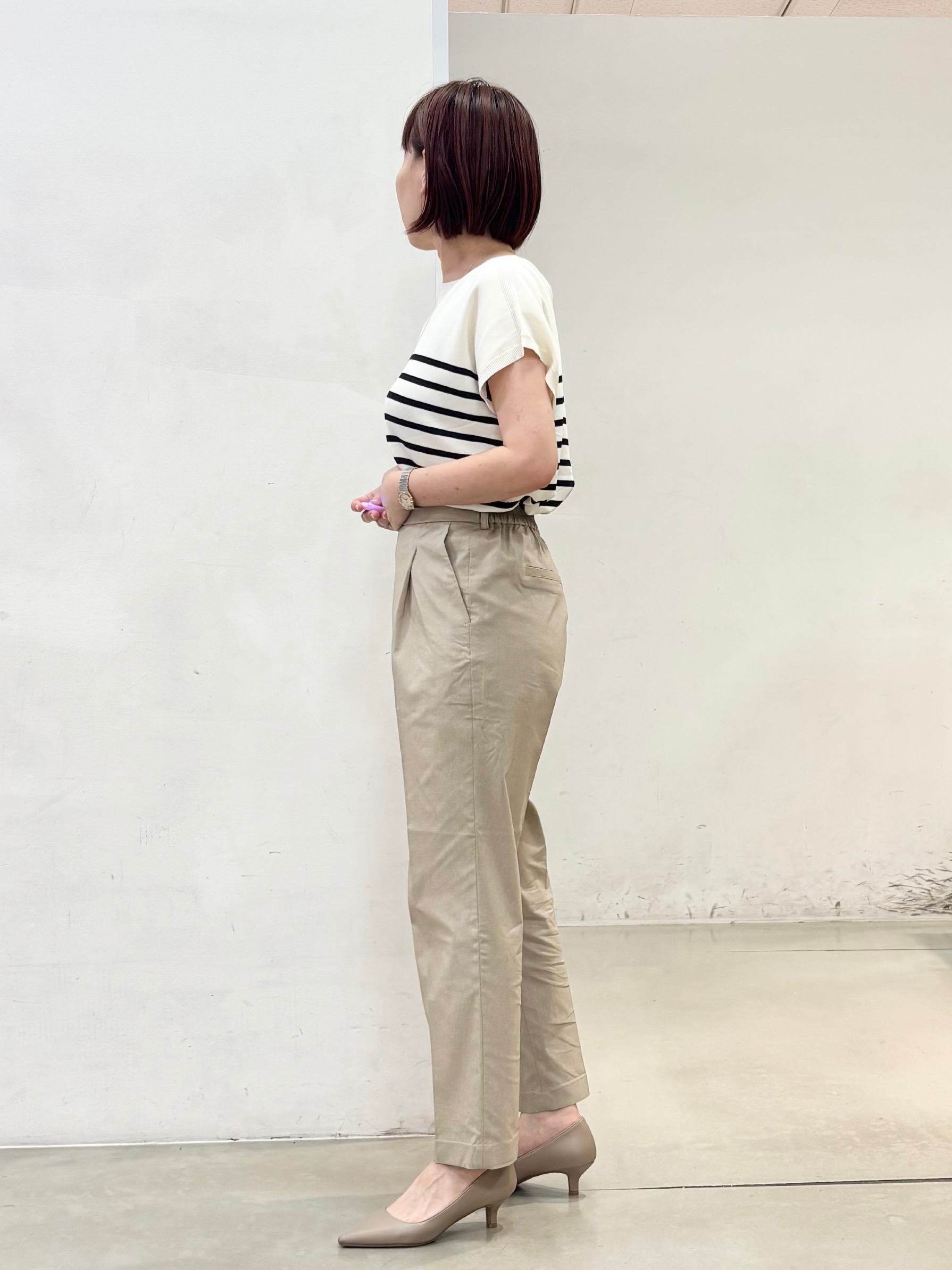 fujiさんの「THE SHOP TK｜【S-XL/ひんやりタッチ】多機能フレンチスリーブニット 洗濯機OK/UVケア/毛玉になりにくい」を使ったコーディネート