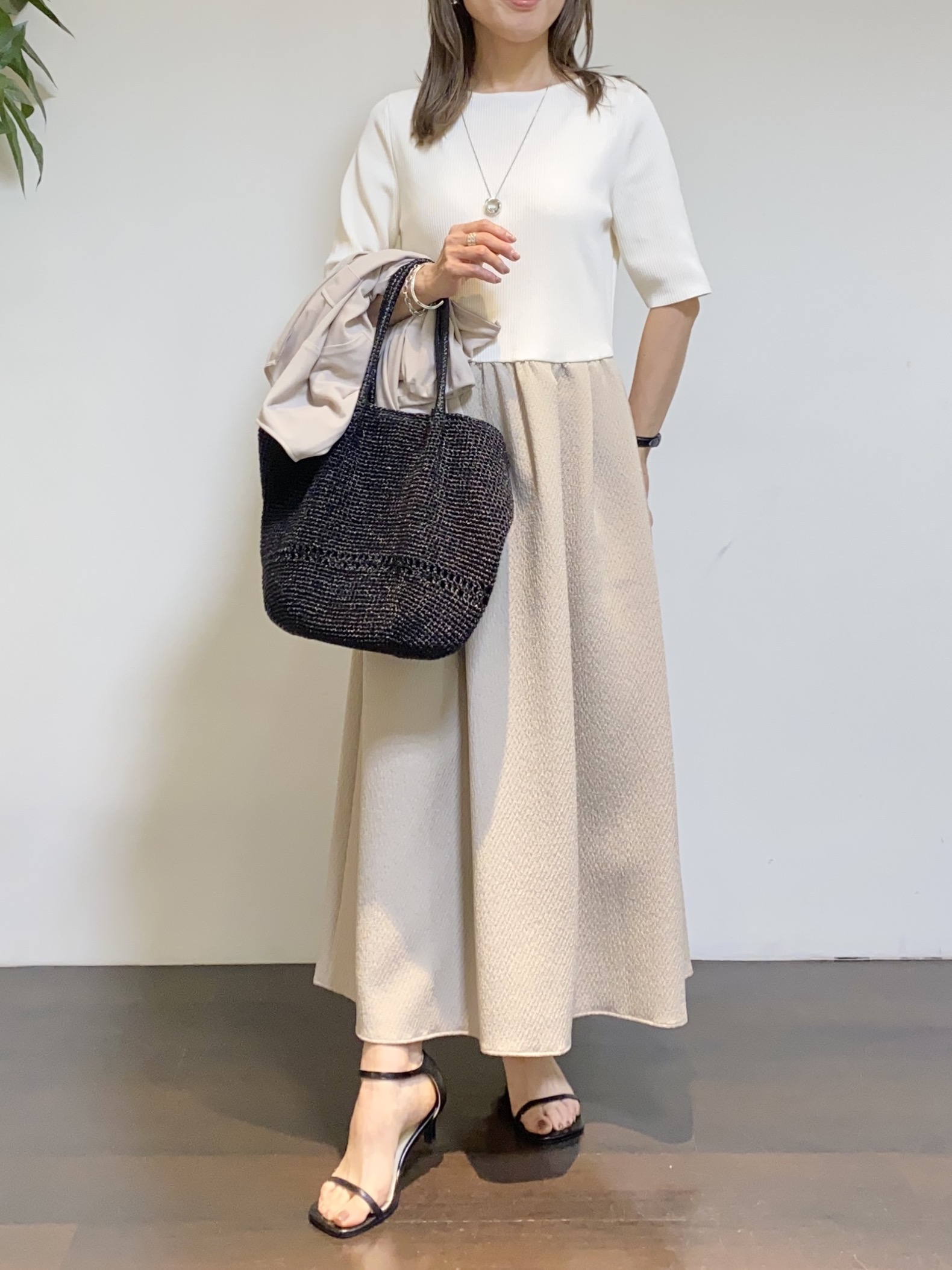 tomoさんの「UNTITLED｜【古畑星夏さん着用/洗える】シアーブルゾン」を使ったコーディネート