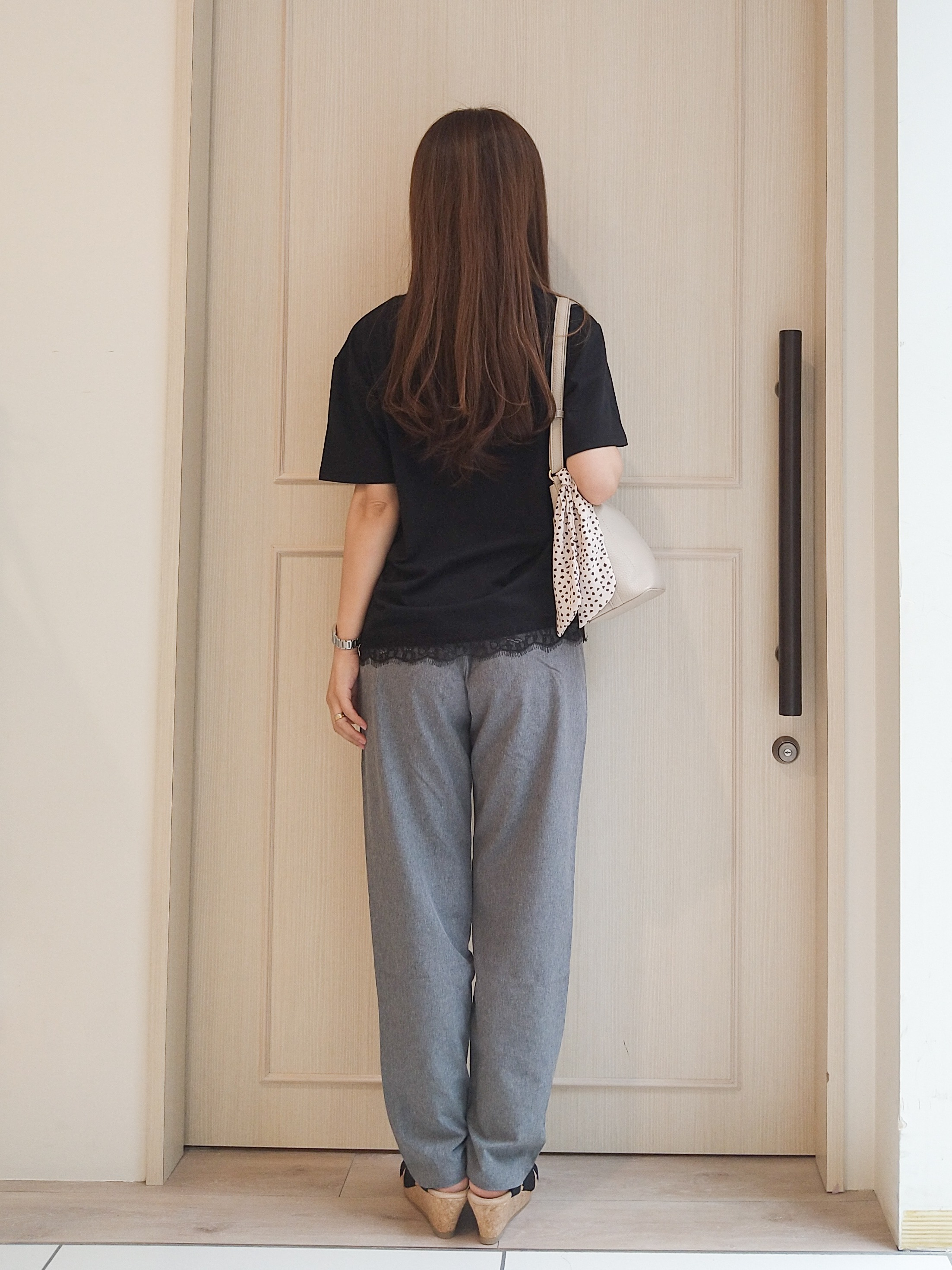 mi-saさんの「SHOO･LA･RUE｜【ひんやり/吸水速乾/洗濯機可/S-3L】サラサラして気持ちいい さらかるイージーパンツ」を使ったコーディネート