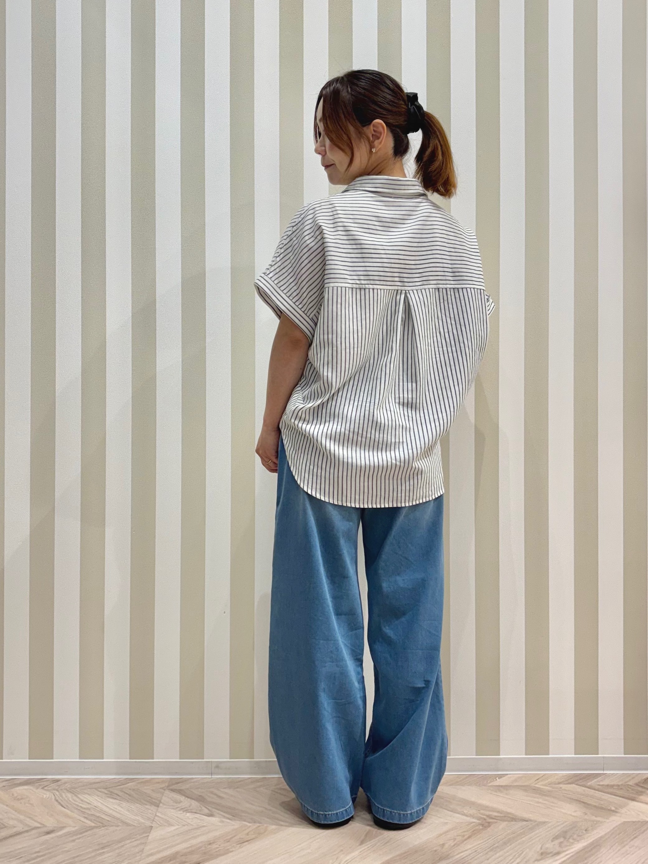 ナギさんの「SHOO･LA･RUE｜【ひんやり/UV】インせず着られる フレンチリネンスキッパーシャツ」を使ったコーディネート