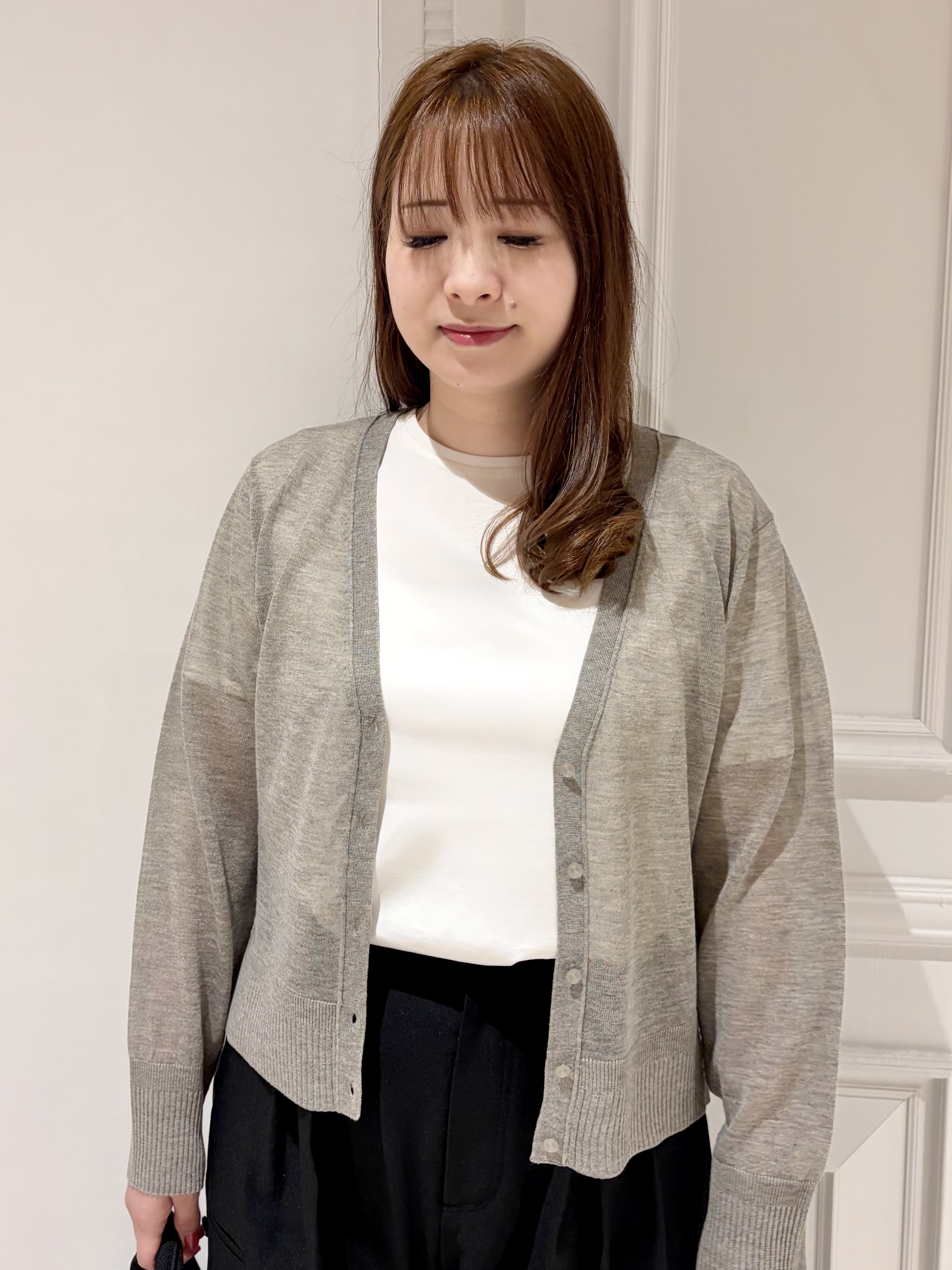 minowaさんの「DRESSTERIOR｜【日除け/冷房対策】ウォッシャブルシアーカーディガン」を使ったコーディネート