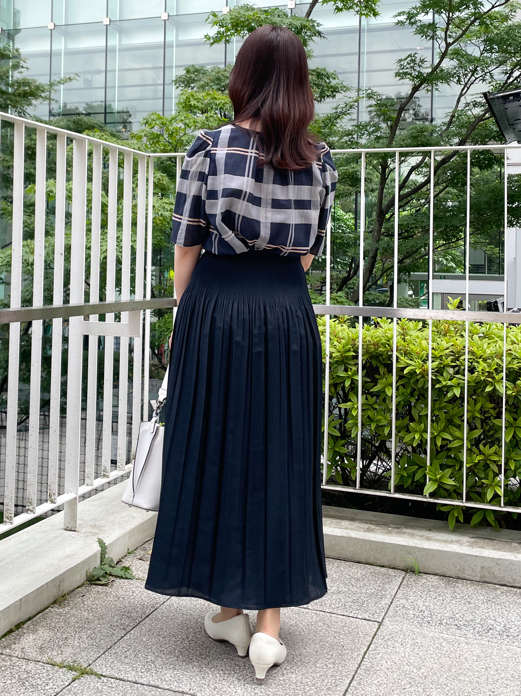 yukariさんの「Reflect｜【セットアップ／手洗い可】チェック柄パフスリーブブラウス」を使ったコーディネート