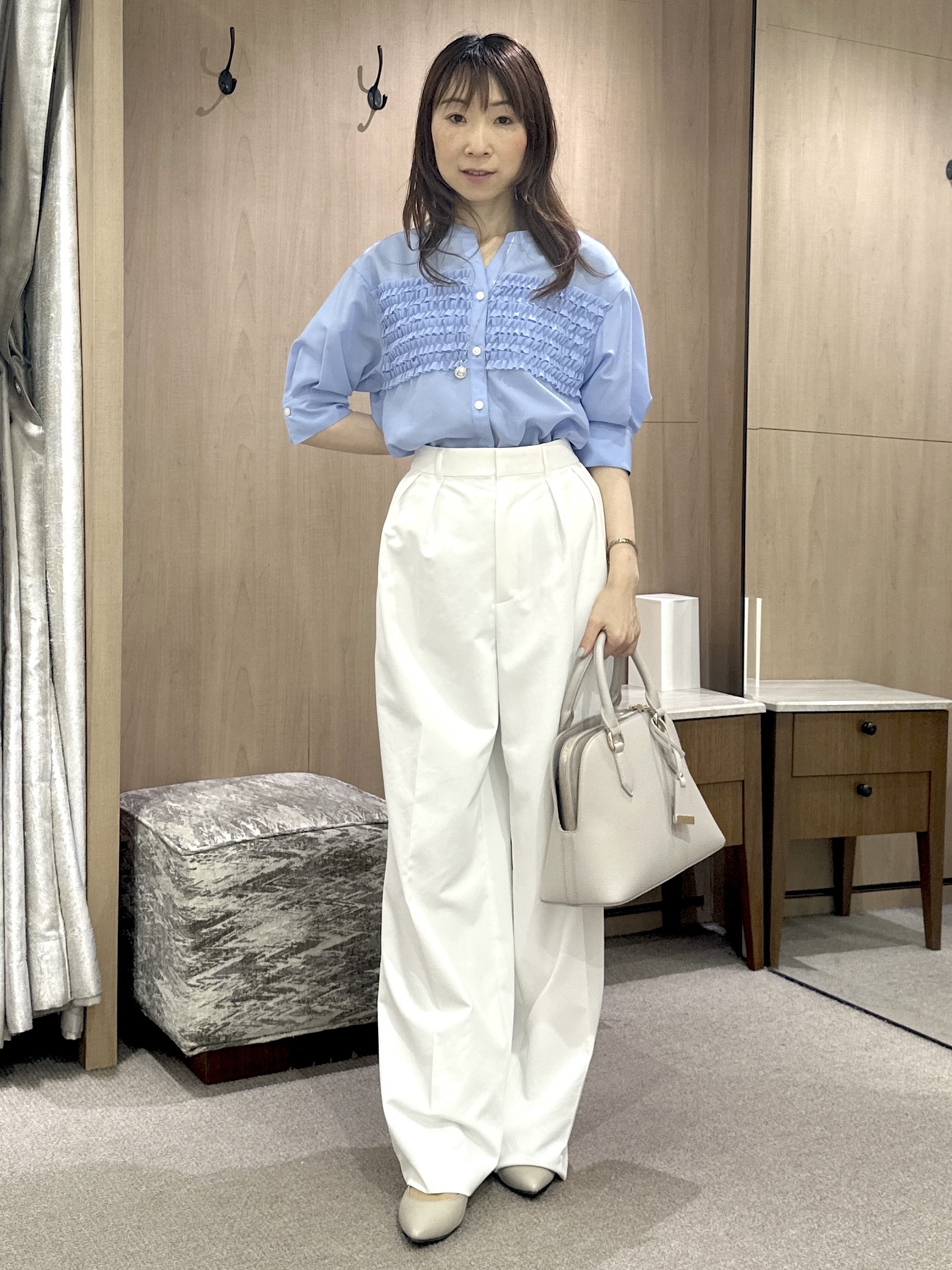 Miwaさんの「UNTITLED｜【接触冷感/通気性/洗える】フロントフリルブラウス」を使ったコーディネート