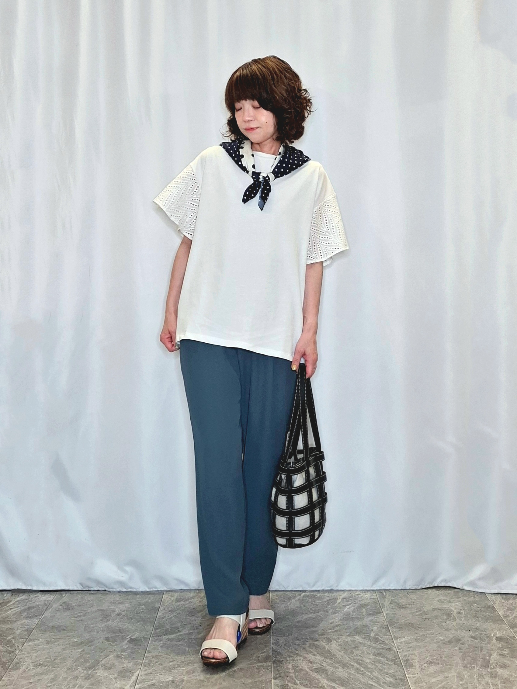 ぬーさんの「SHOO･LA･RUE｜【汗じみ防止/ひんやり/S-LL】レースが華やか お袖フレアTシャツ」を使ったコーディネート