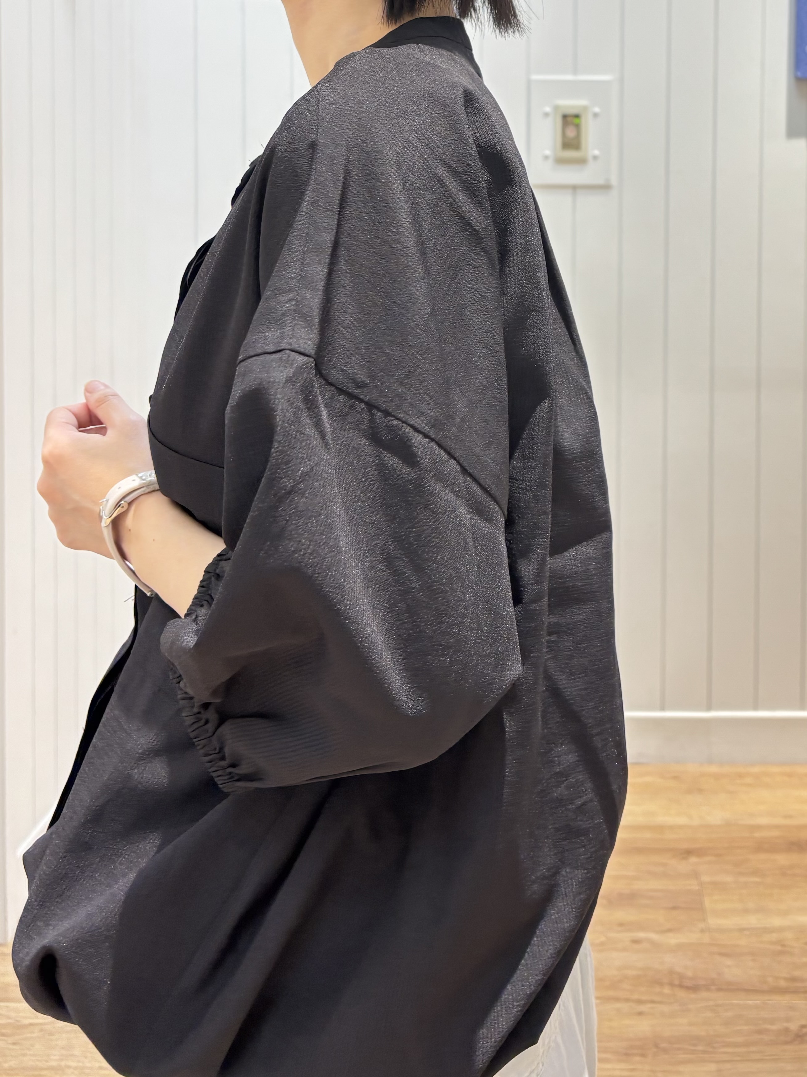 OKADAさんの「Dessin｜【高通気/セットアップ可】ハーフスリーブドロストシャツブラウス」を使ったコーディネート