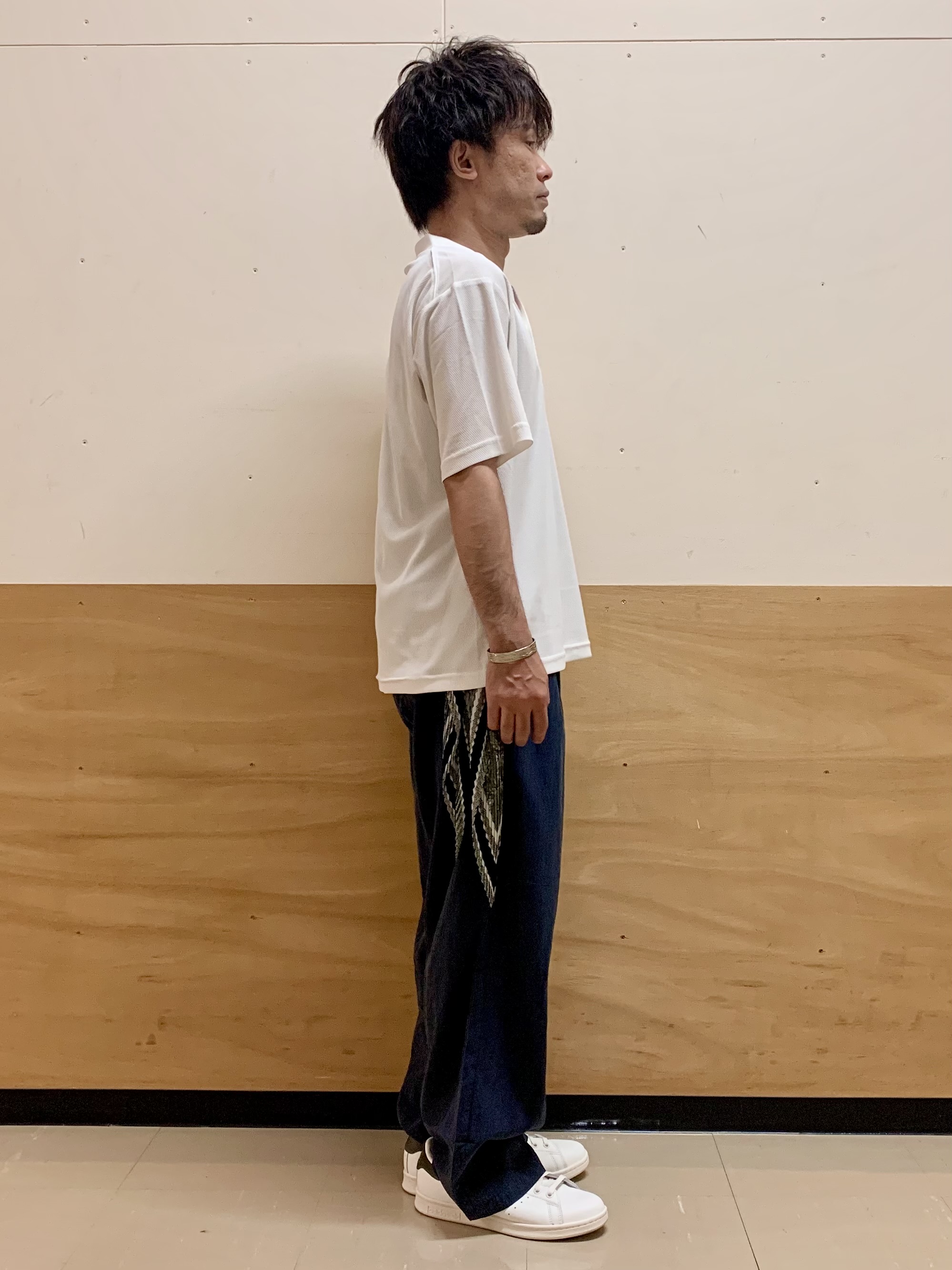 MATUさんの「THE SHOP TK｜【サラッと軽い着心地に。】BO-NO HENLEY TEE/ボーノヘンリーネック Tシャツ　吸水速乾」を使ったコーディネート