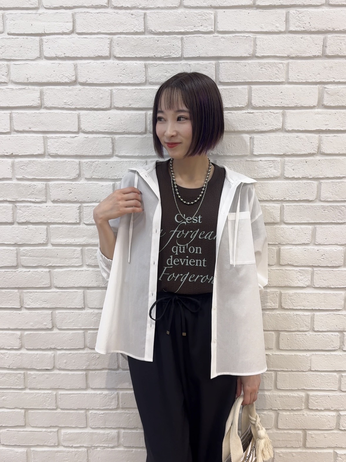 𝐜𝐡𝐢𝐤𝐚さんの「SHOO･LA･RUE｜【さらり快適/洗濯機可/S-LL】UVカット機能付き ライトな着心地 ひんやりシャツパーカ」を使ったコーディネート