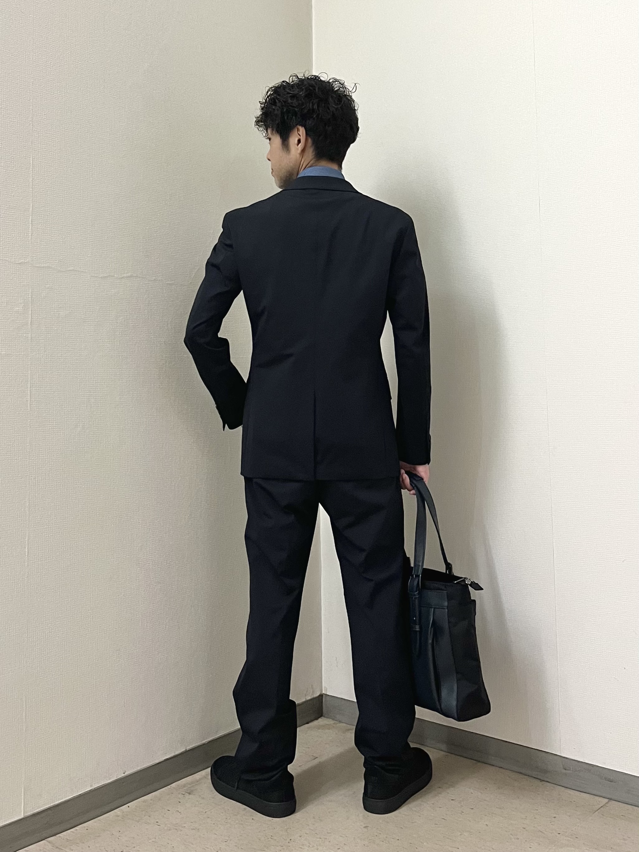 URAさんの「TAKEO KIKUCHI｜【360&deg;ストレッチ/軽量】None Of Stress ライト ジャケット（セットアップ対応）」を使ったコーディネート